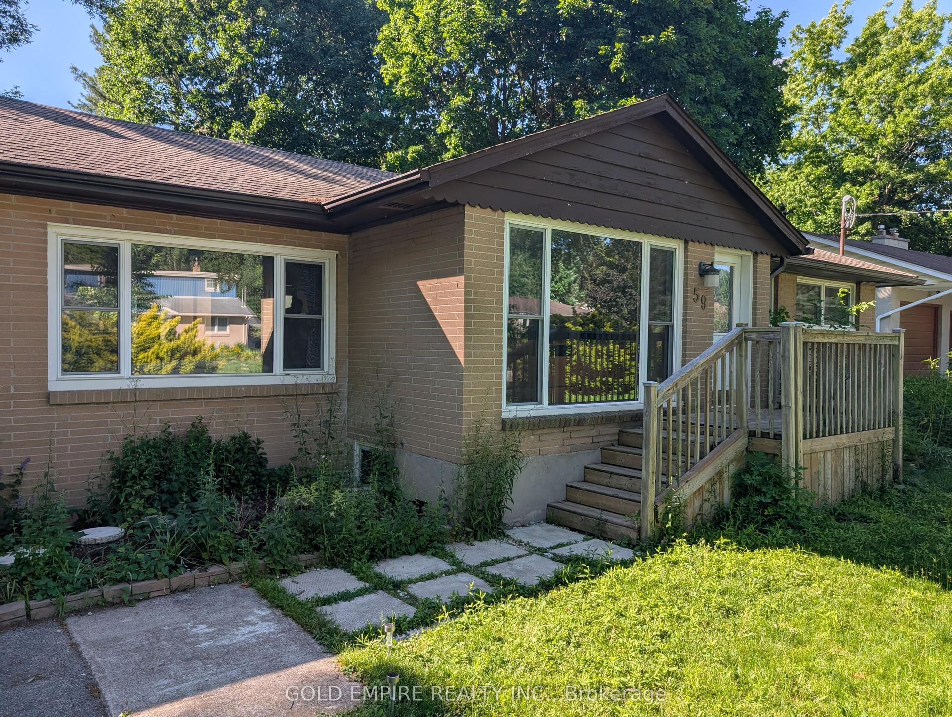 59 Thorncrest Crescent LOWER #LOWER — photo 1