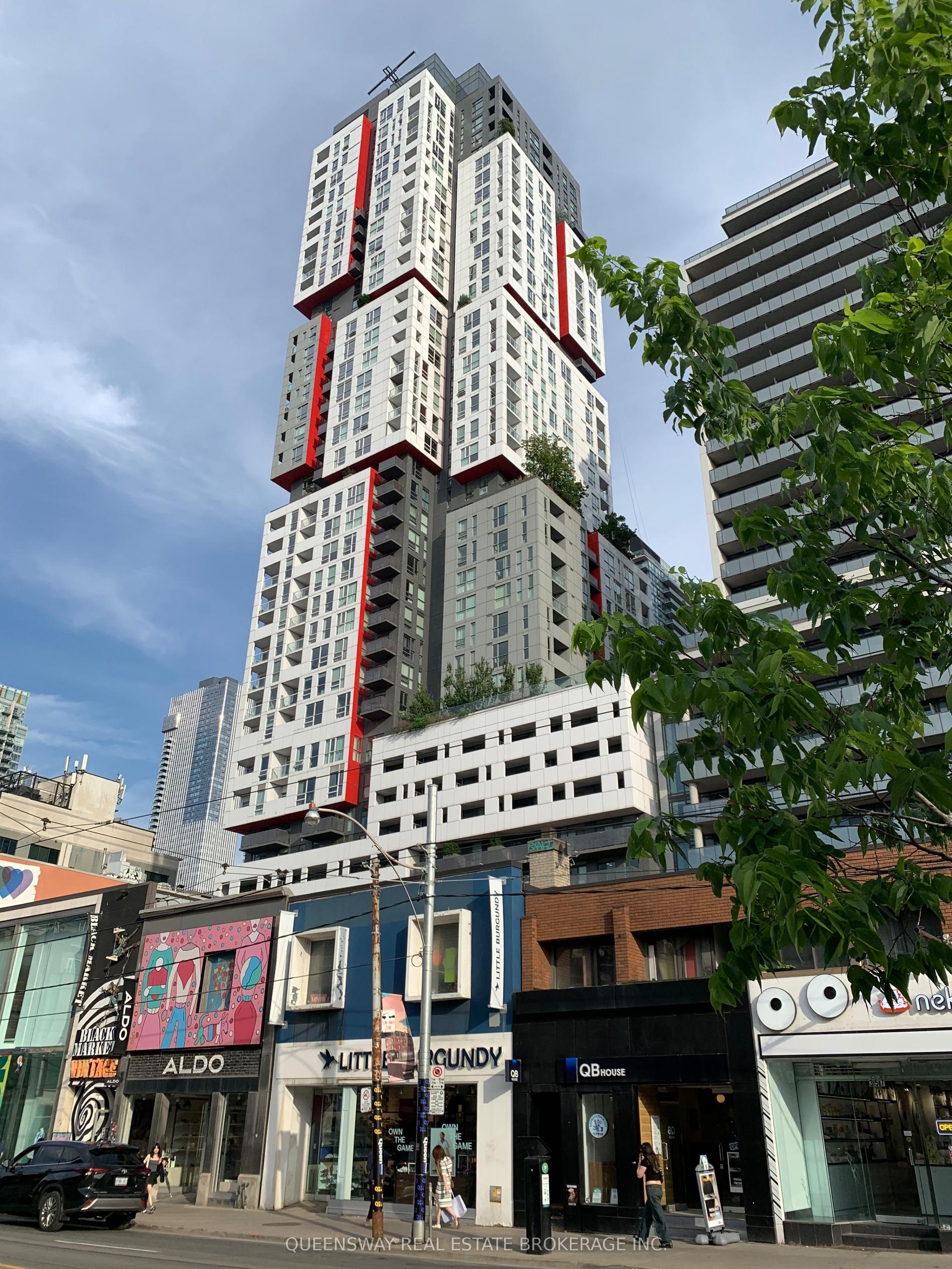 318 Richmond Street W 3007 #3007 — photo 1