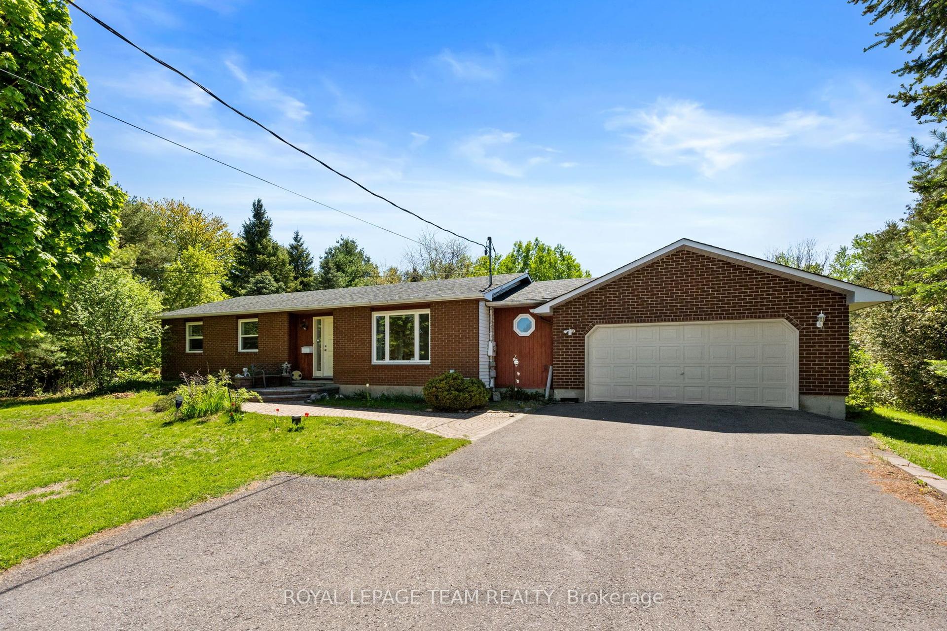 3383 Elizabeth Street — photo 1