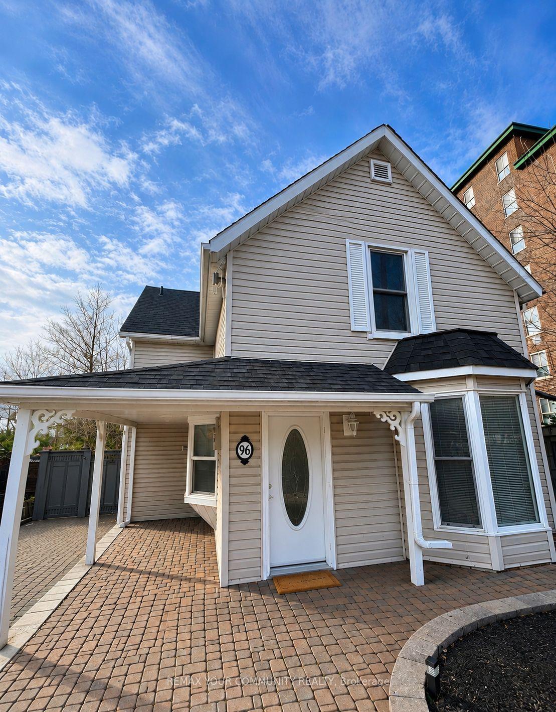96 Gurnett Street Main #Main, Aurora — Detached for lease, photo 1