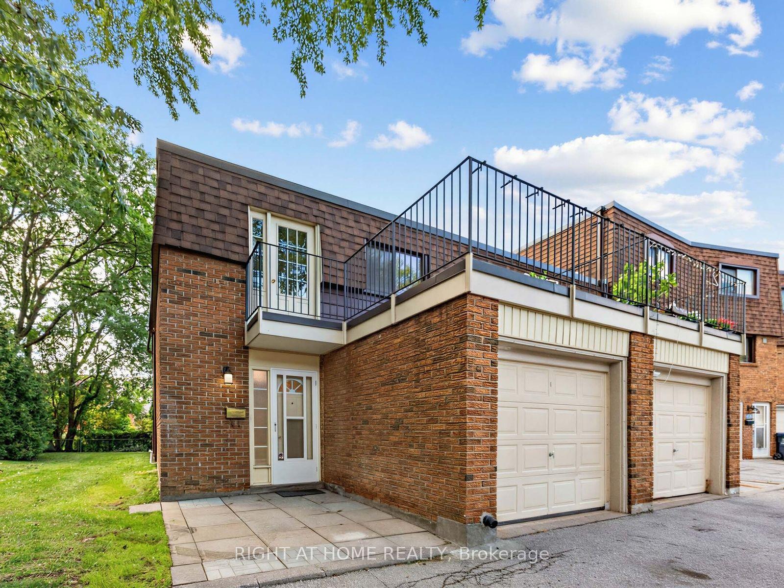 336 Sprucewood Court, Toronto — Condo Town for sale, photo 1