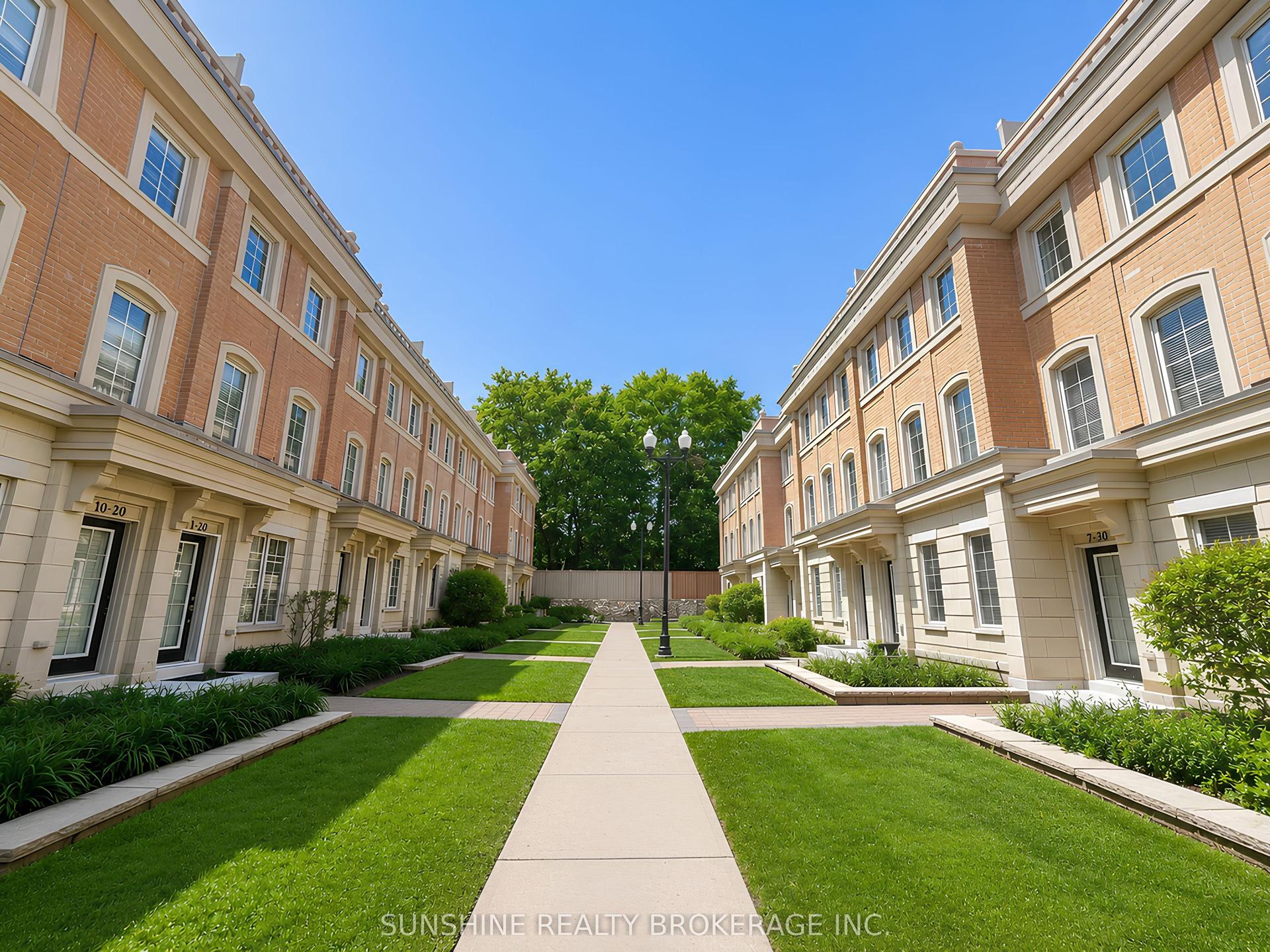 20 Hargrave Lane 12 #12 — photo 1