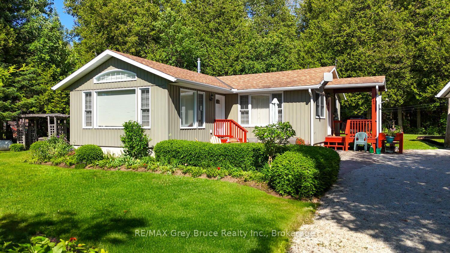 186 Hope Bay Road — photo 1