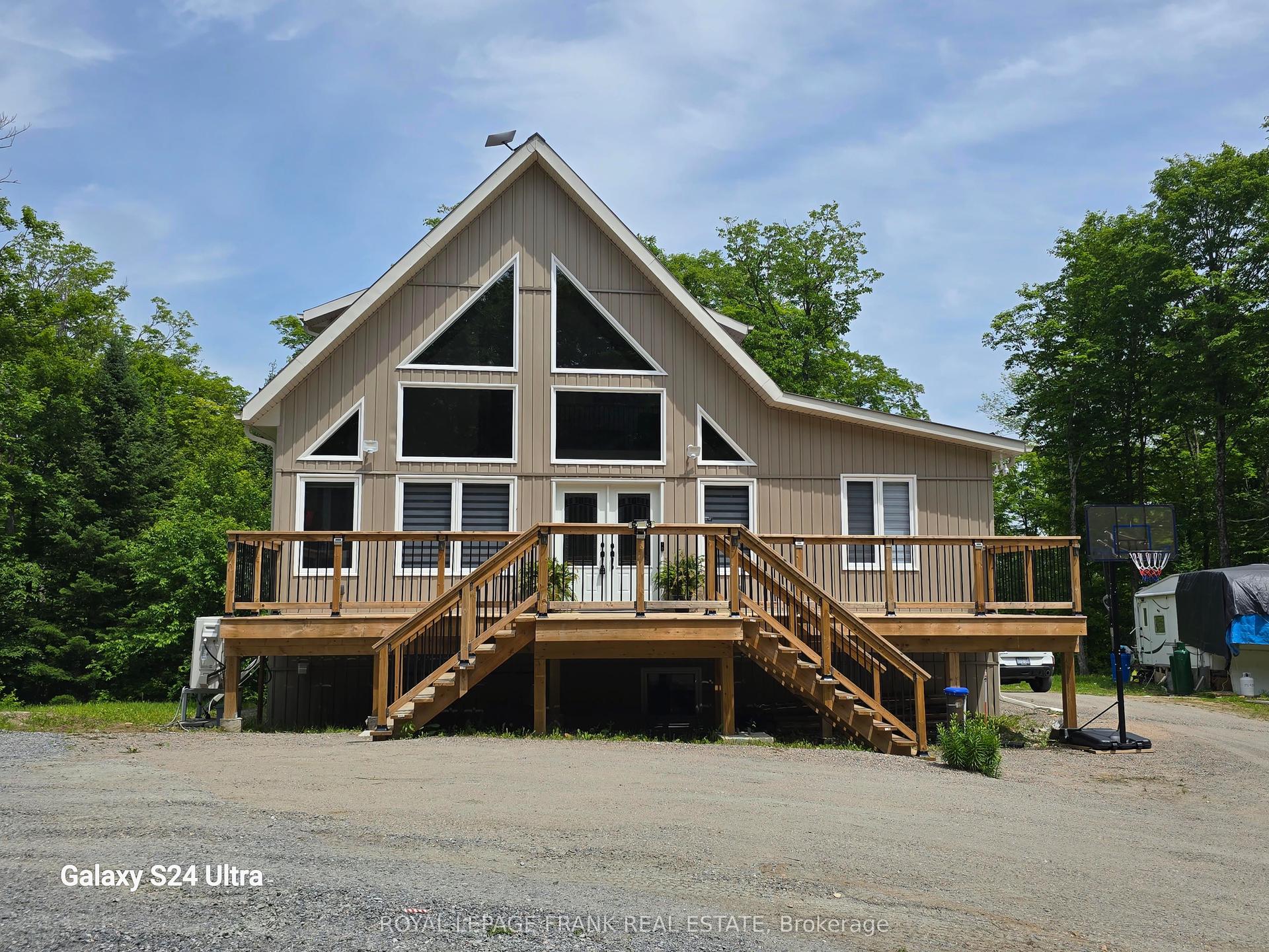 1097 Cheddar Road — photo 1