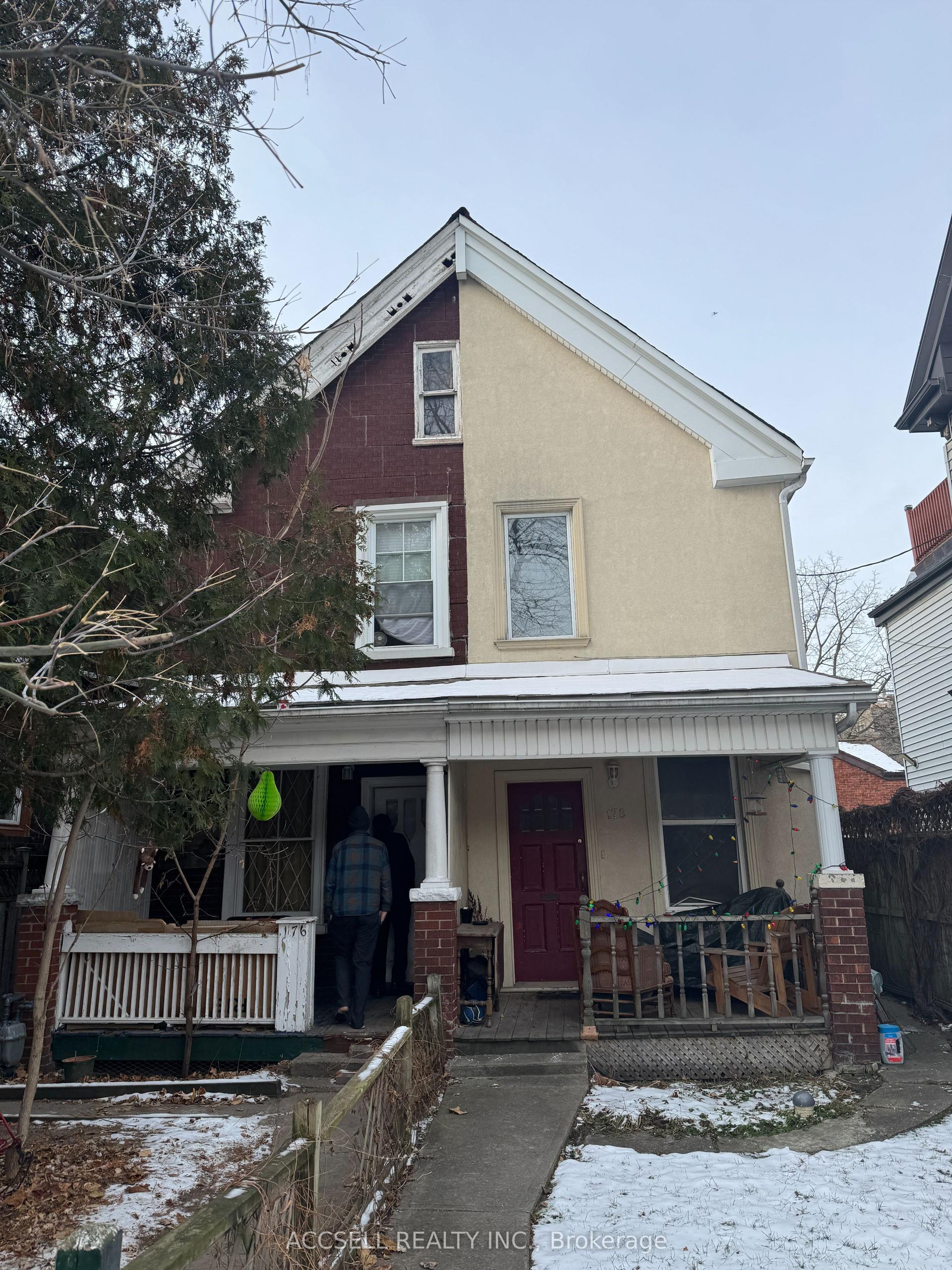 176 Brunswick Avenue — photo 1