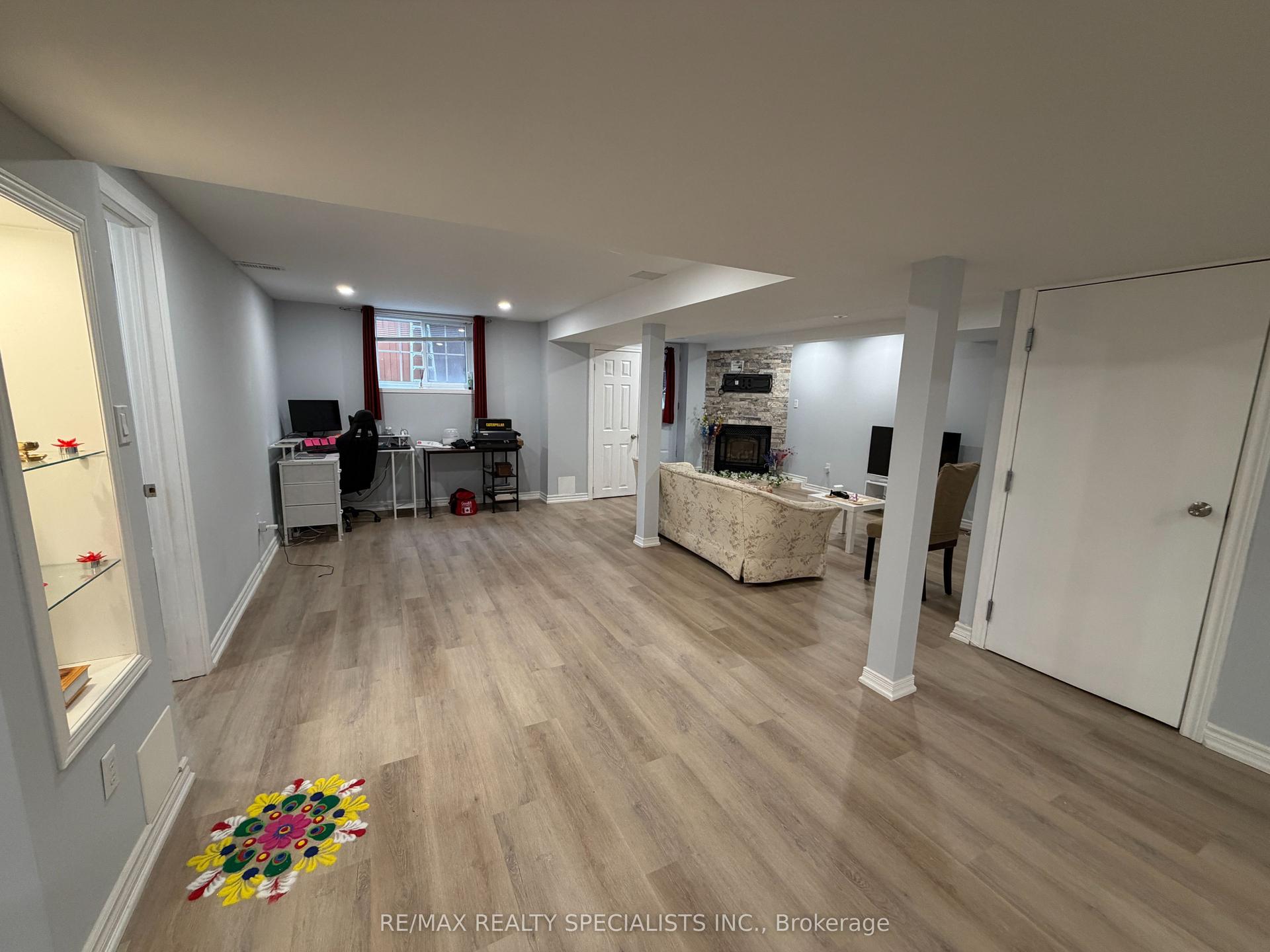 934 Boyer Boulevard BSMT #BSMT — photo 1