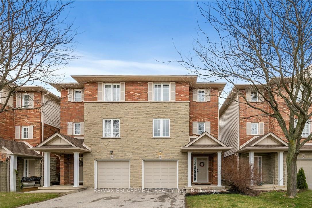 876 Golf Links Road 16 #16 — photo 1