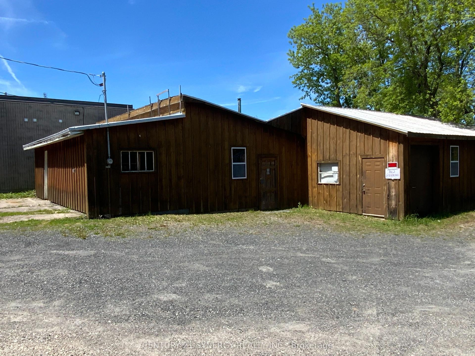 97 South Street, Lanark Highlands — Commercial for sale, photo 1