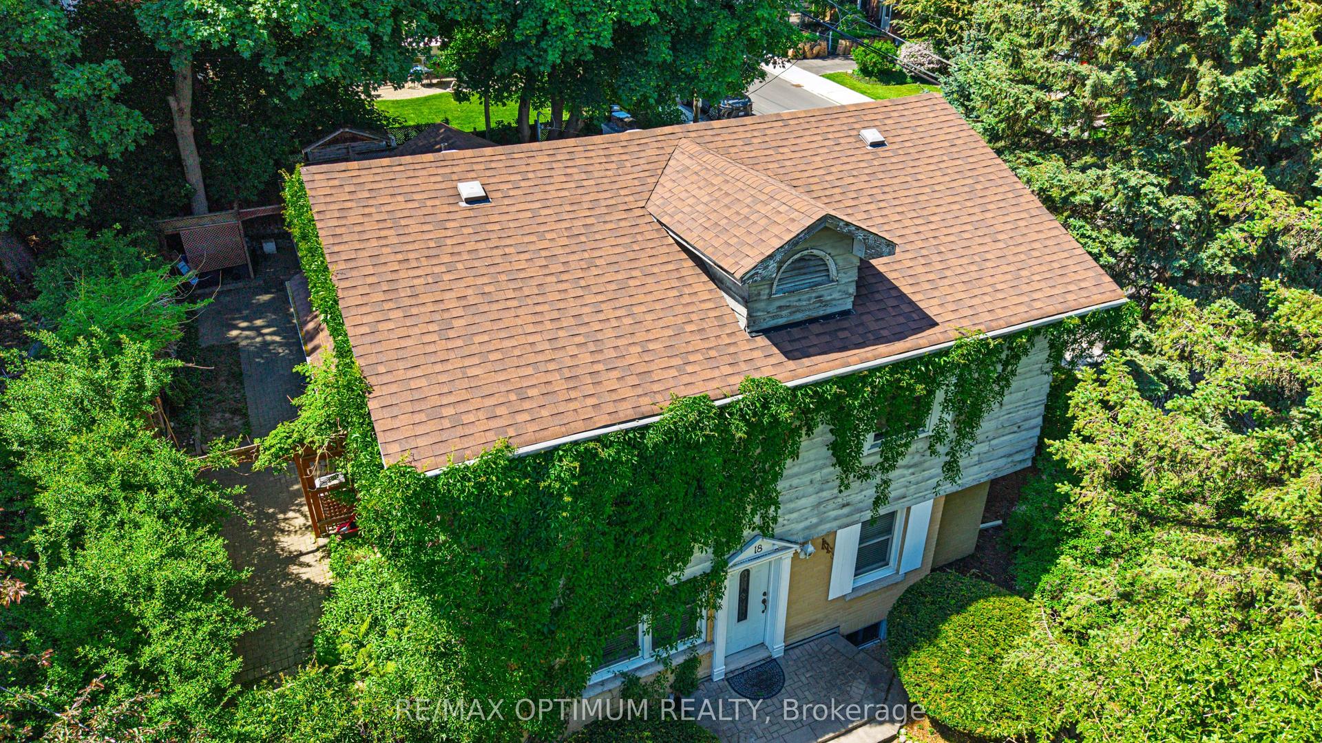 18 Armstrong Street — photo 1