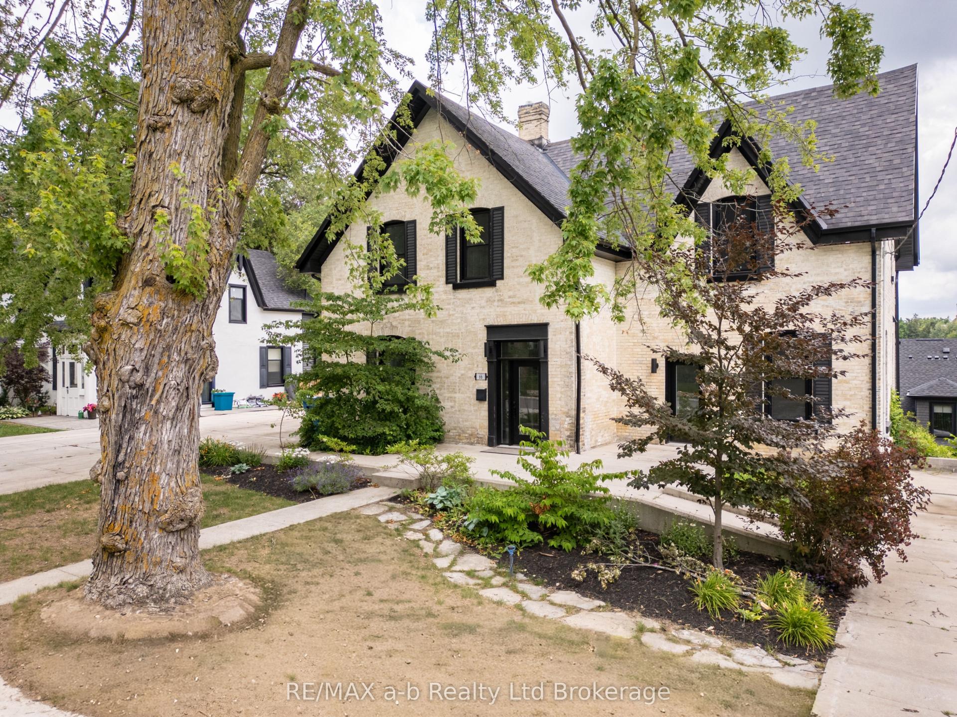 66 Daly Avenue 1 #1, Stratford — Detached for lease, photo 1