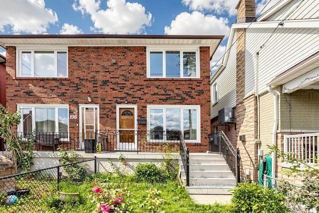 198 Boon Avenue, Toronto — Semi-Detached for sale, photo 1