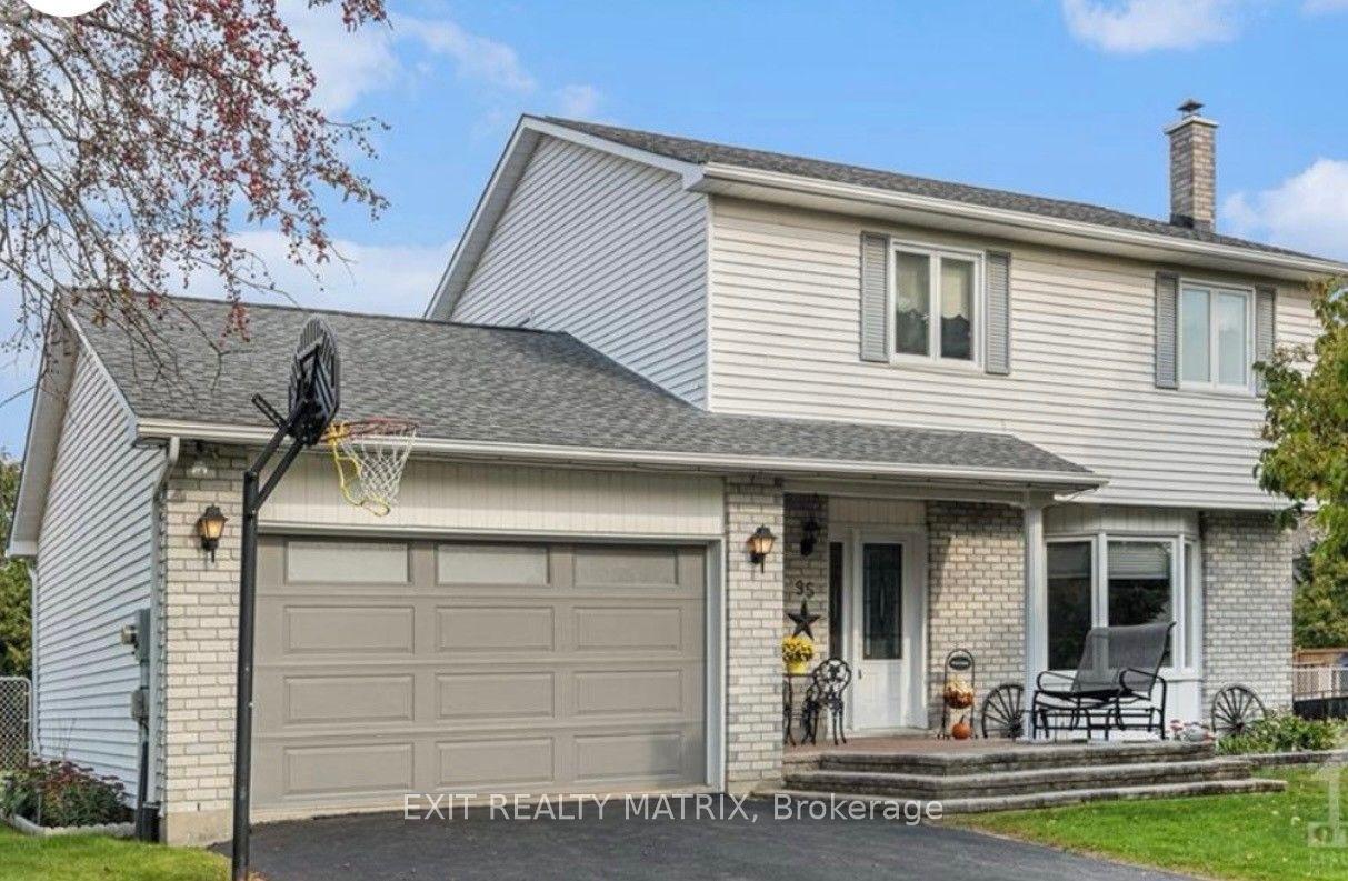 95 Castlebeau Street — photo 1