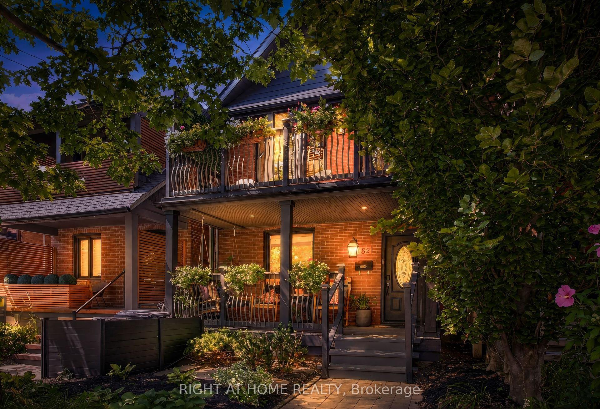 82 Arlington Avenue, Toronto — Detached for lease, photo 1