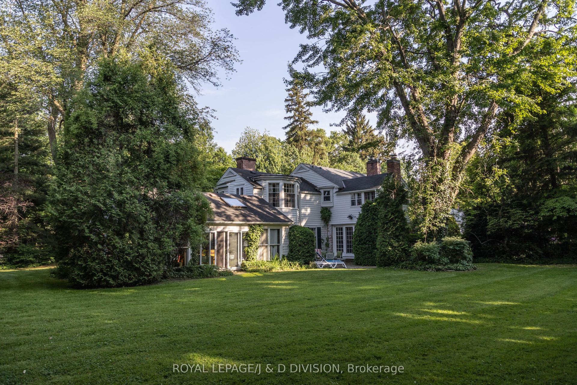 217 Butler Street — photo 1