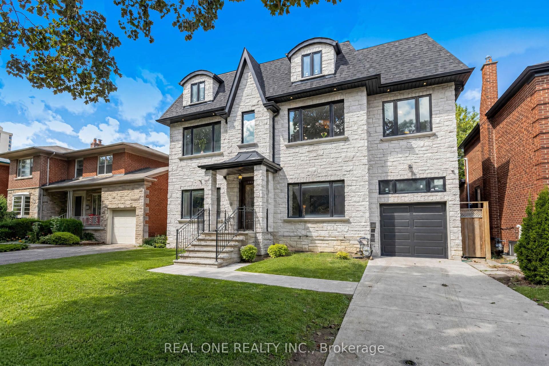 100 Ridelle Avenue, Toronto — Detached for sale, photo 1