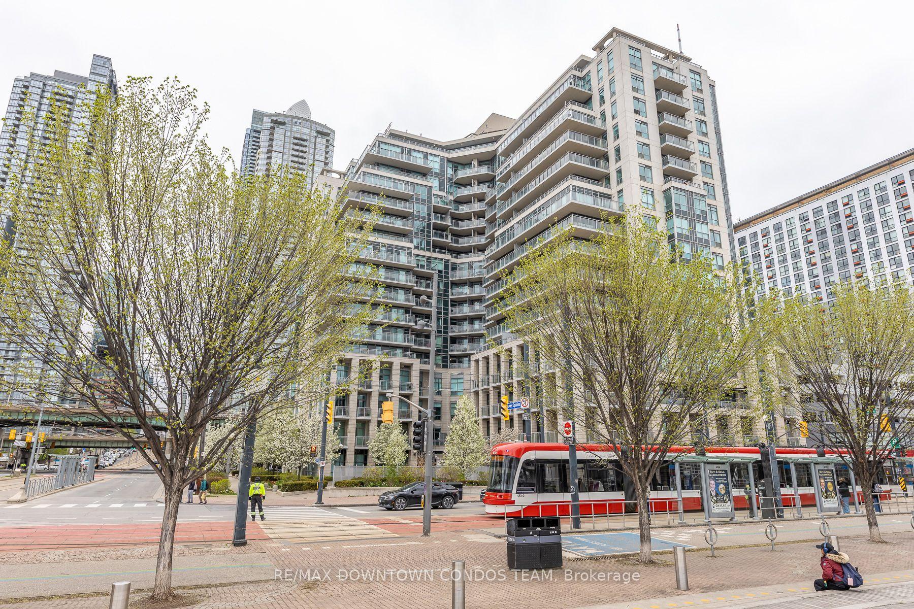 410 Queens Quay W 404 #404 — photo 1