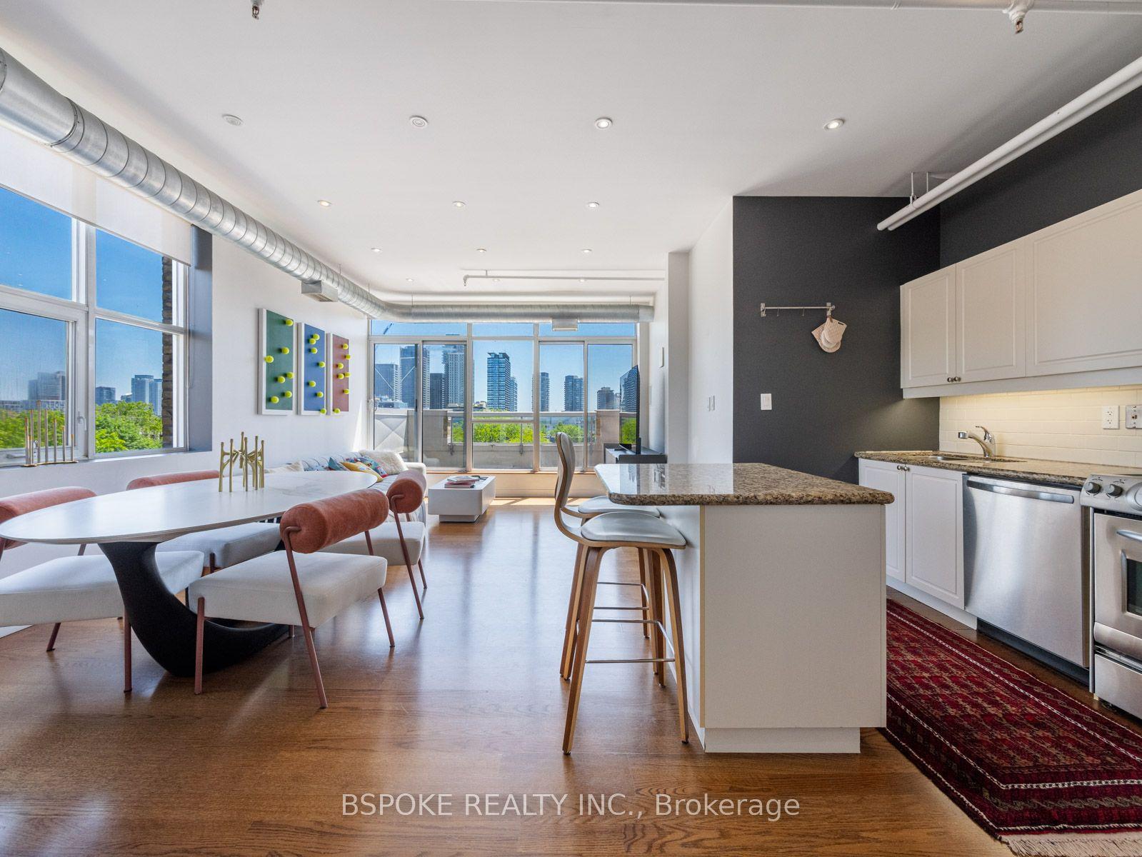 955 Queen Street W PH25 #PH25 — photo 1