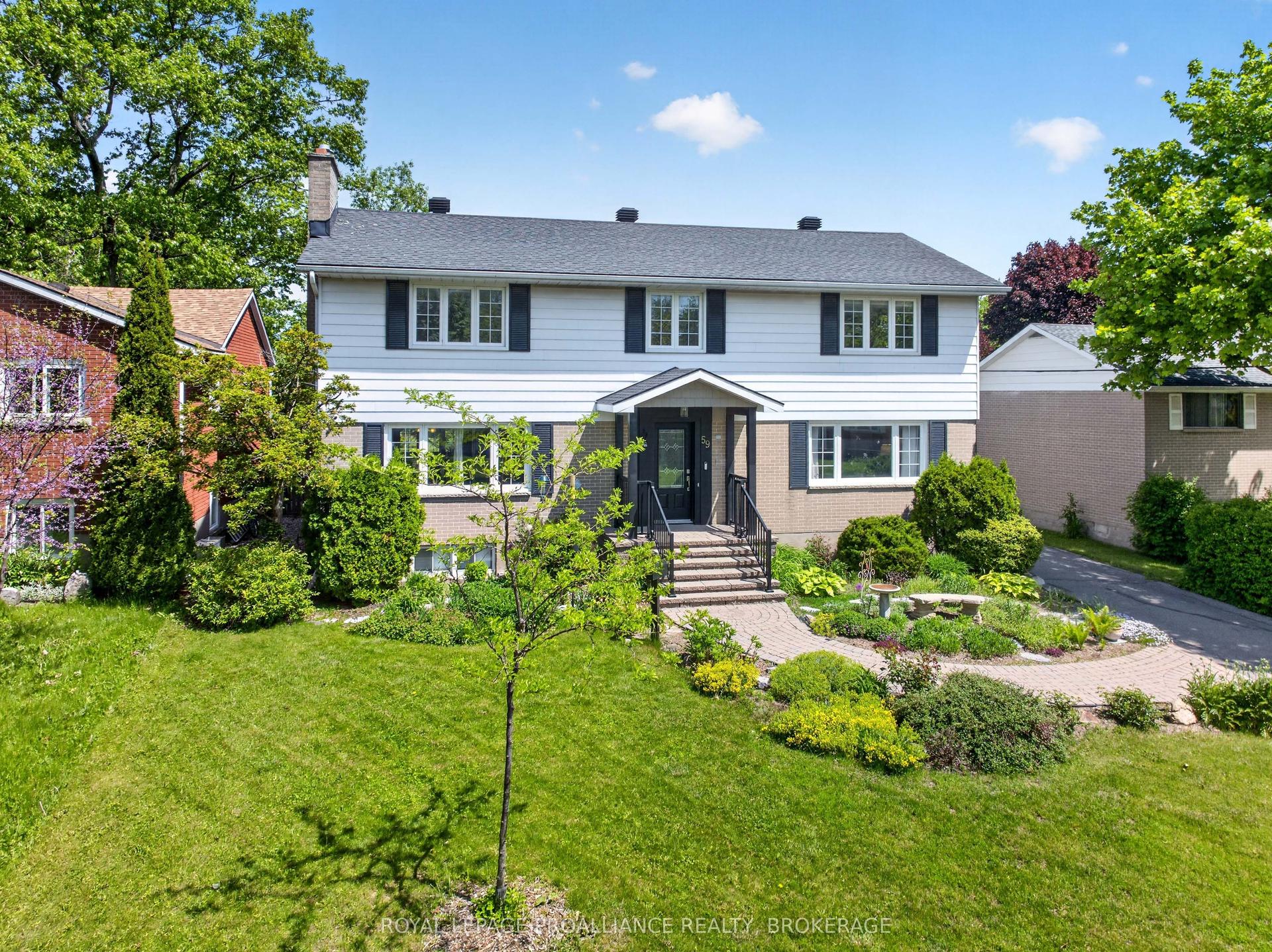 59 Silver Street, Kingston — Detached for sale, photo 1