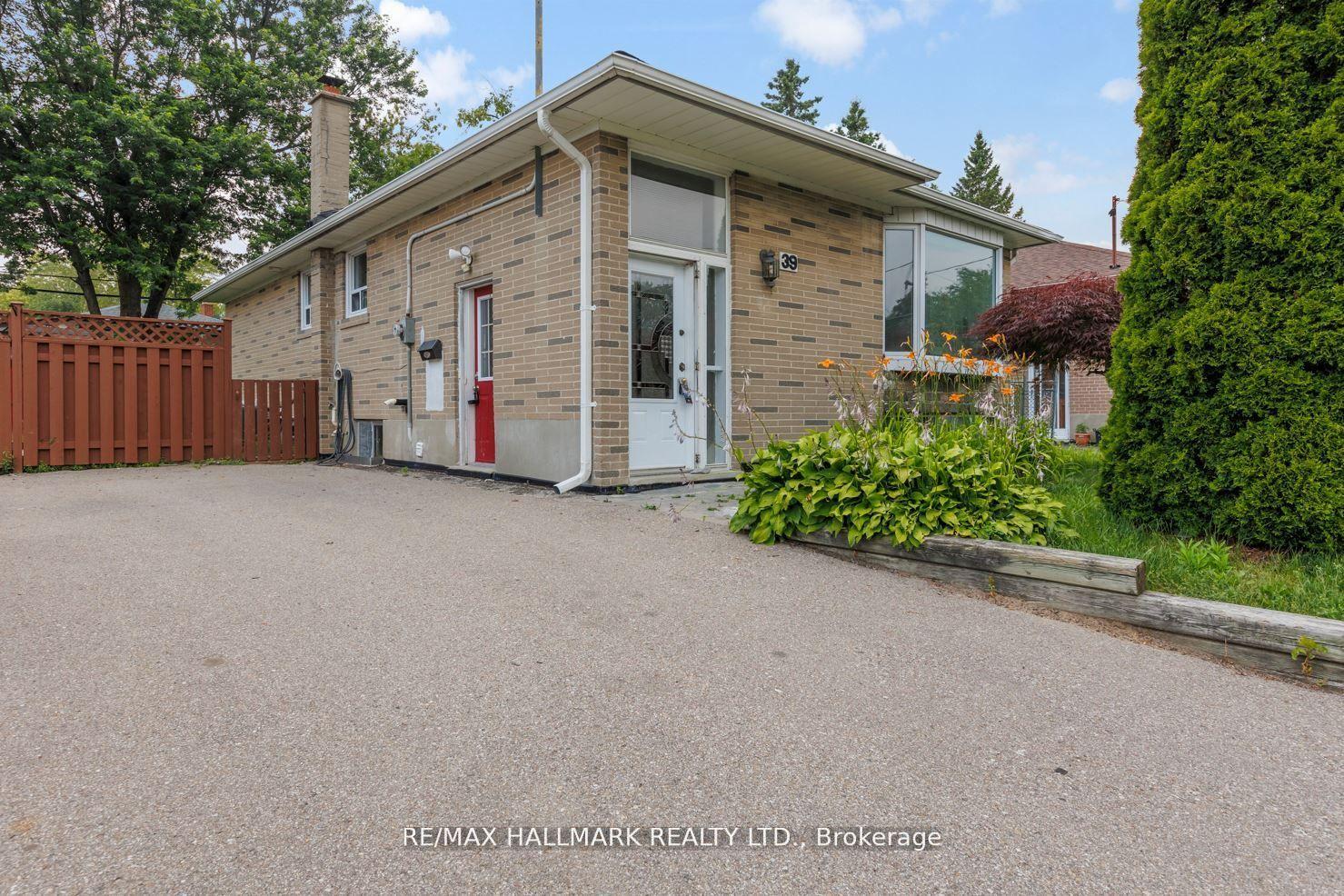 39 Stansbury Crescent Upper #Upper, Toronto — Detached for lease, photo 1