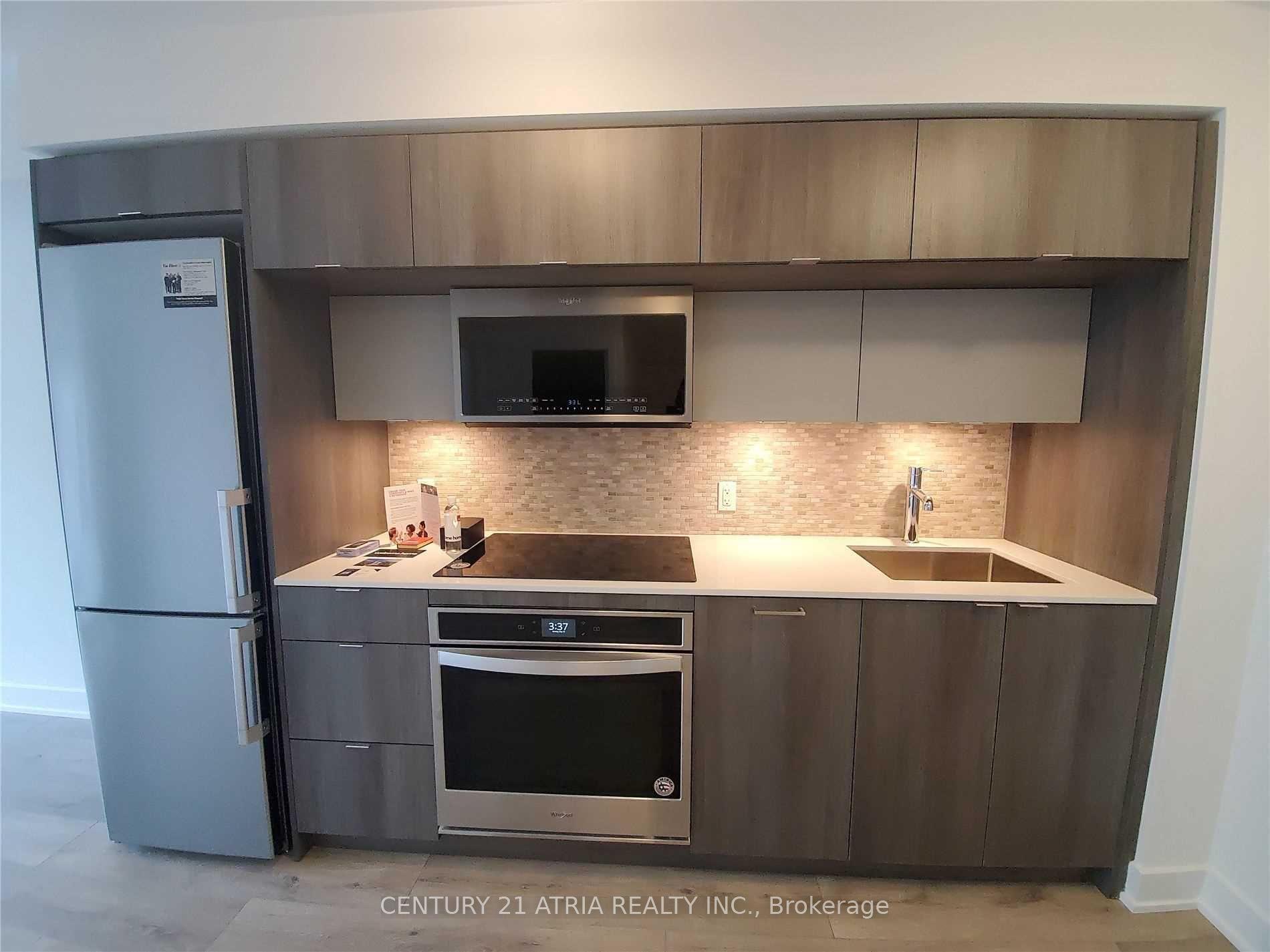 585 Bloor Street E 919 #919 — photo 1