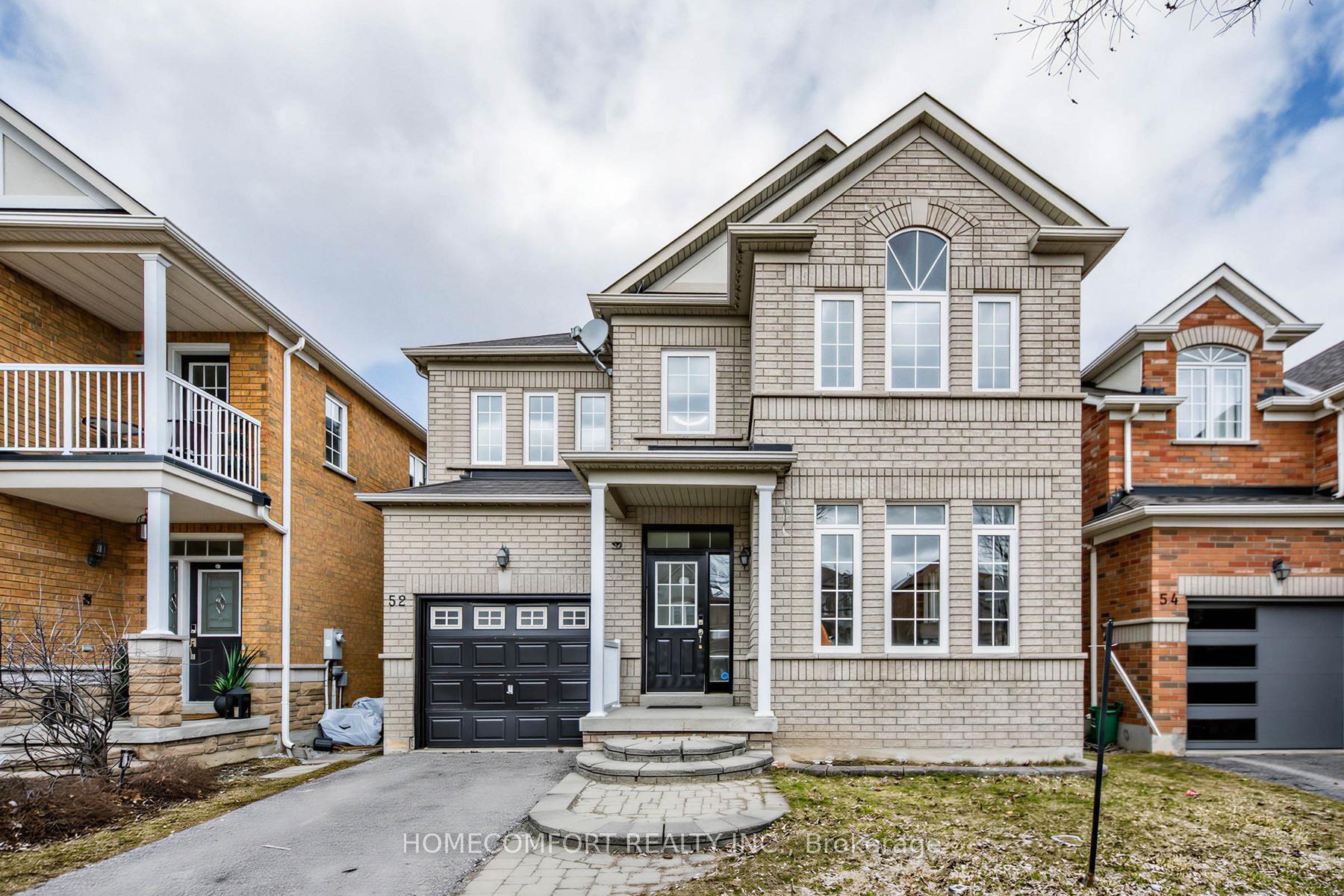 52 Victoria Wood Avenue — photo 1