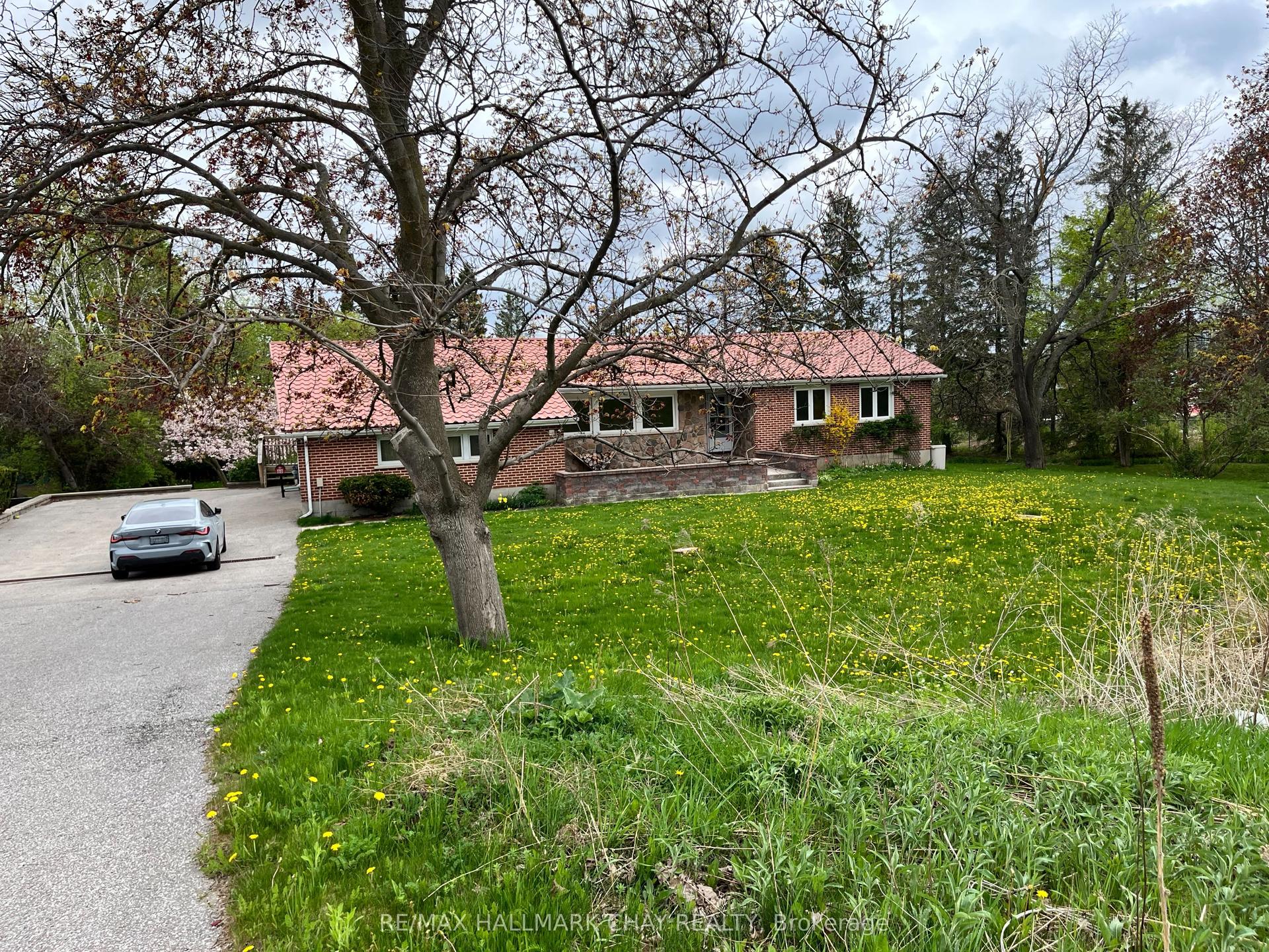 595 Big Bay Point Road E, Barrie — Detached for sale, photo 1