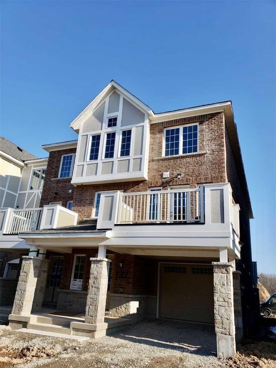 132 Christopher Road, Oakville — Townhouse for lease, photo 1