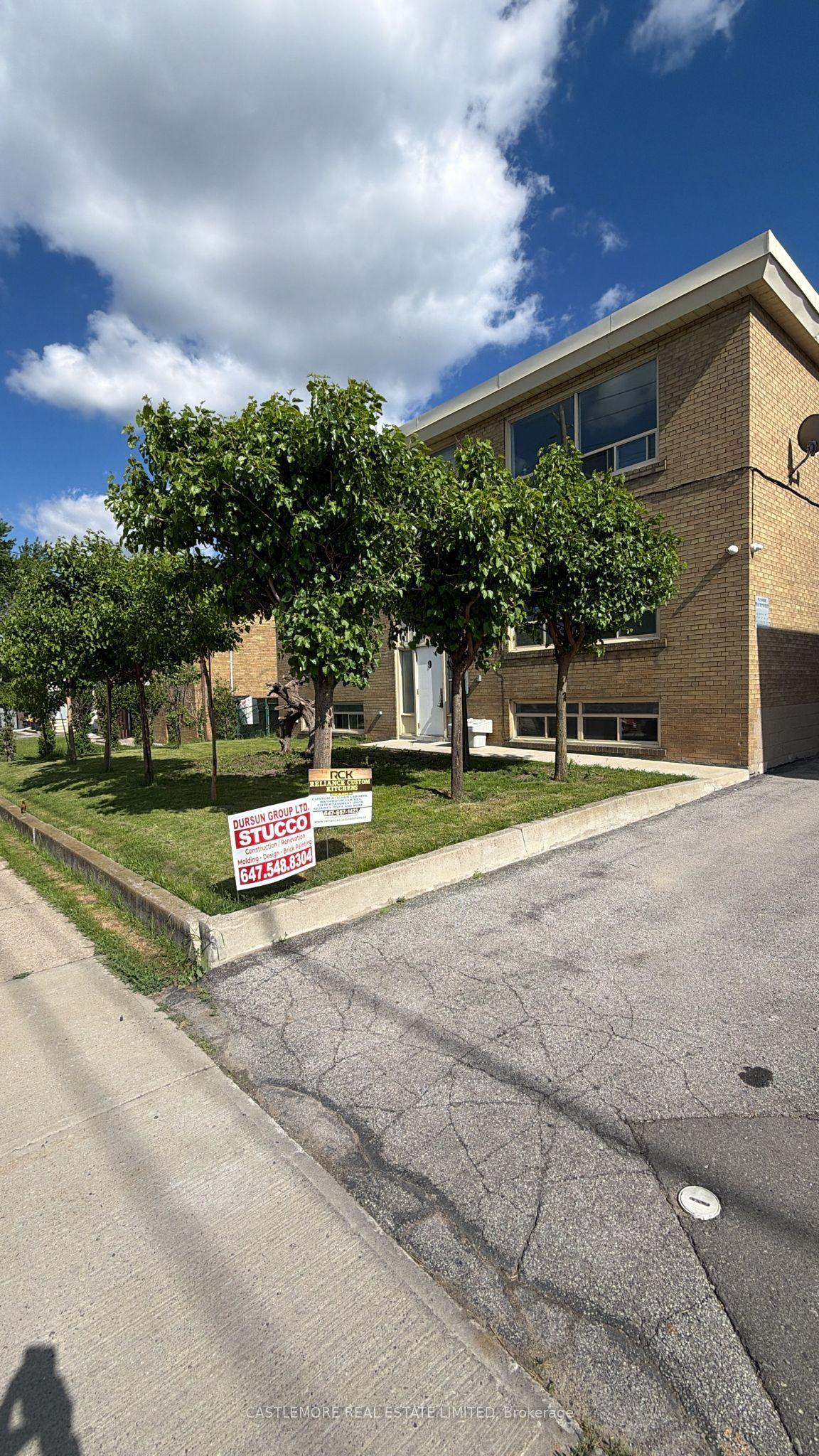 9 Allenby Avenue 4 #4 — photo 1