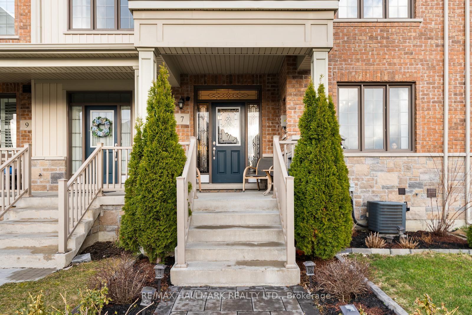 7 E Carratuck Street — photo 1