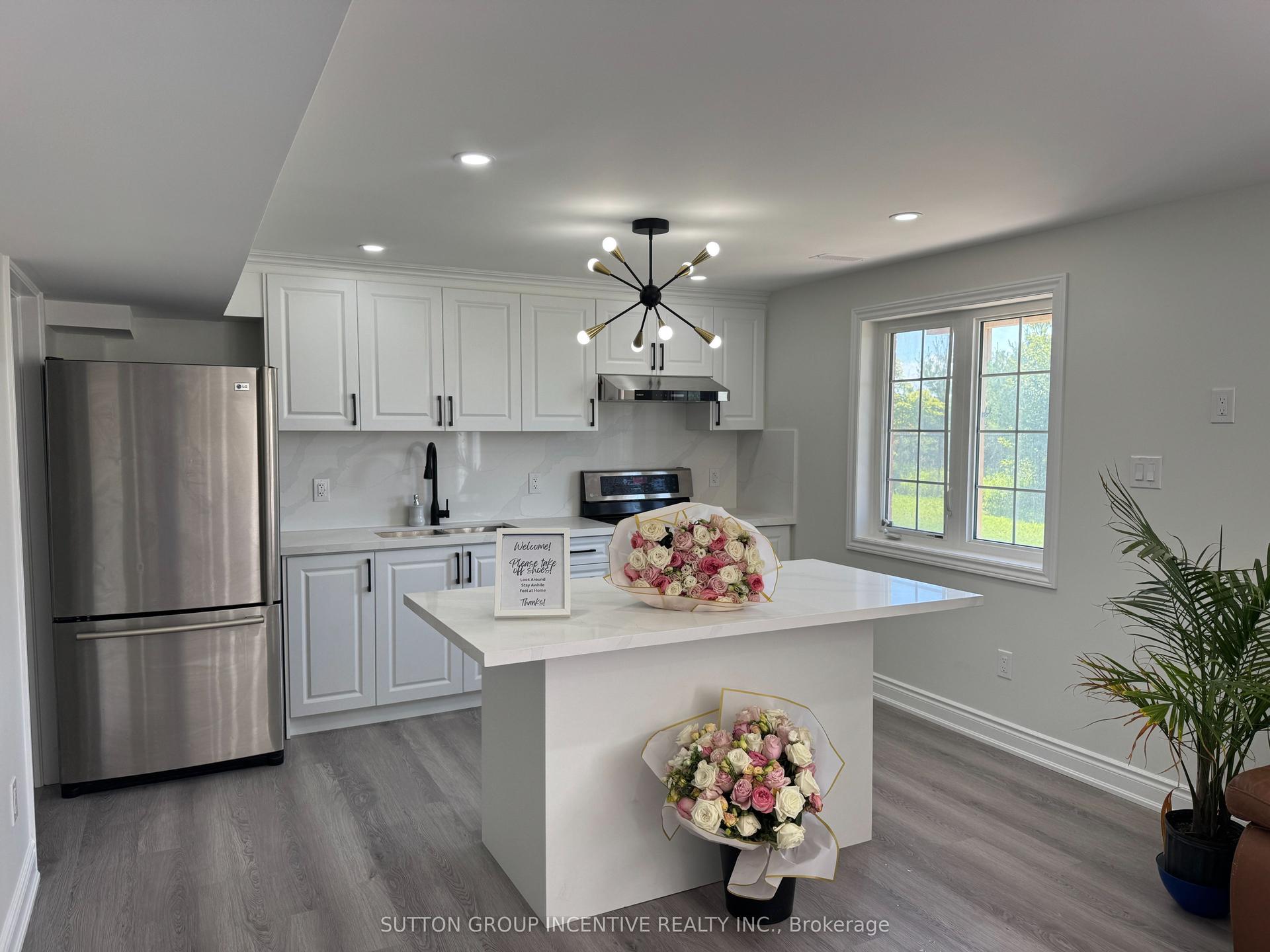 973- Walk out UNIT B Green Street B #B, Innisfil — Detached for lease, photo 1