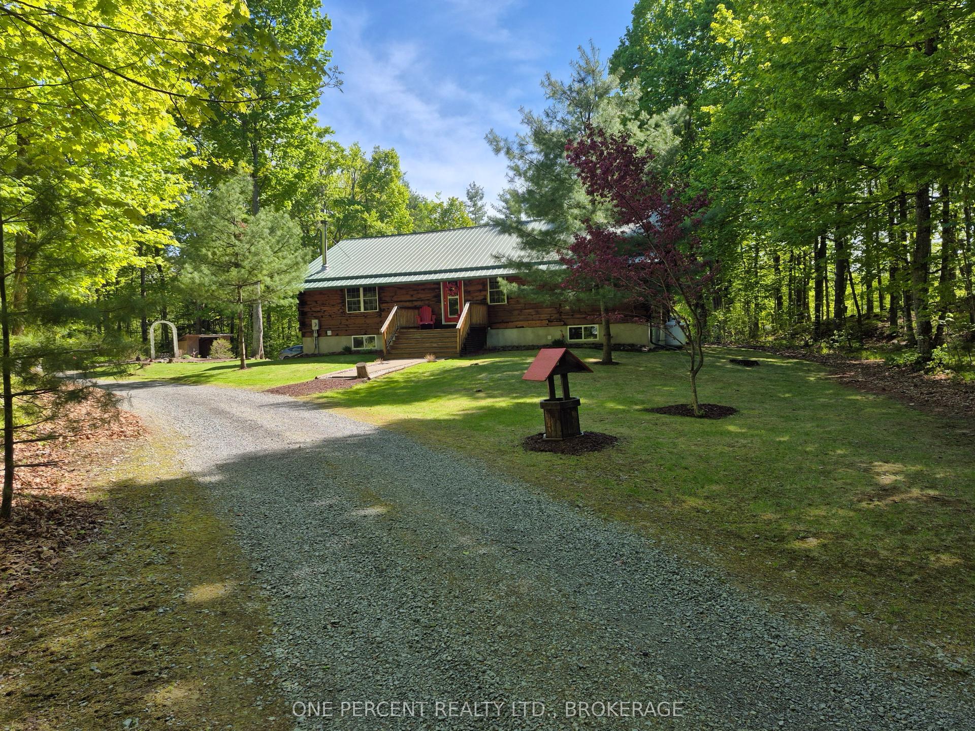 1577 Norway Road — photo 1