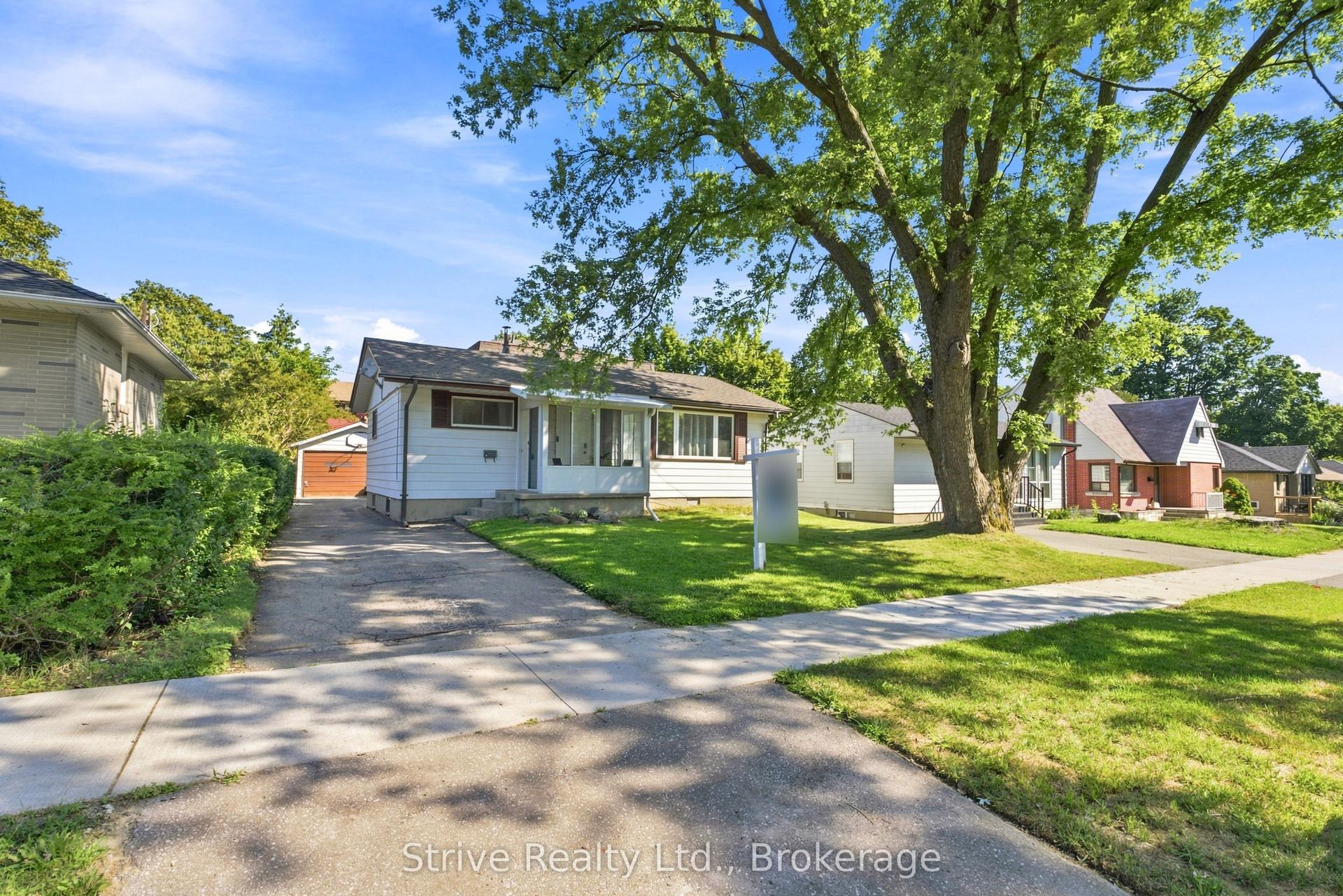 7 Admiral Road, Ajax — Detached for sale, photo 1