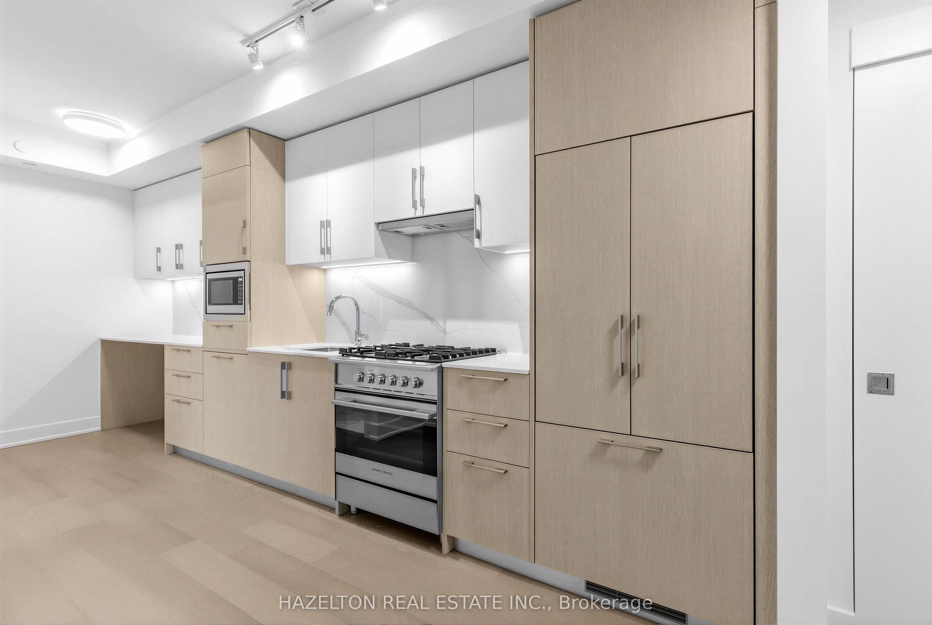8 Manor Road W 606 #606, Toronto — Condo for lease, photo 1