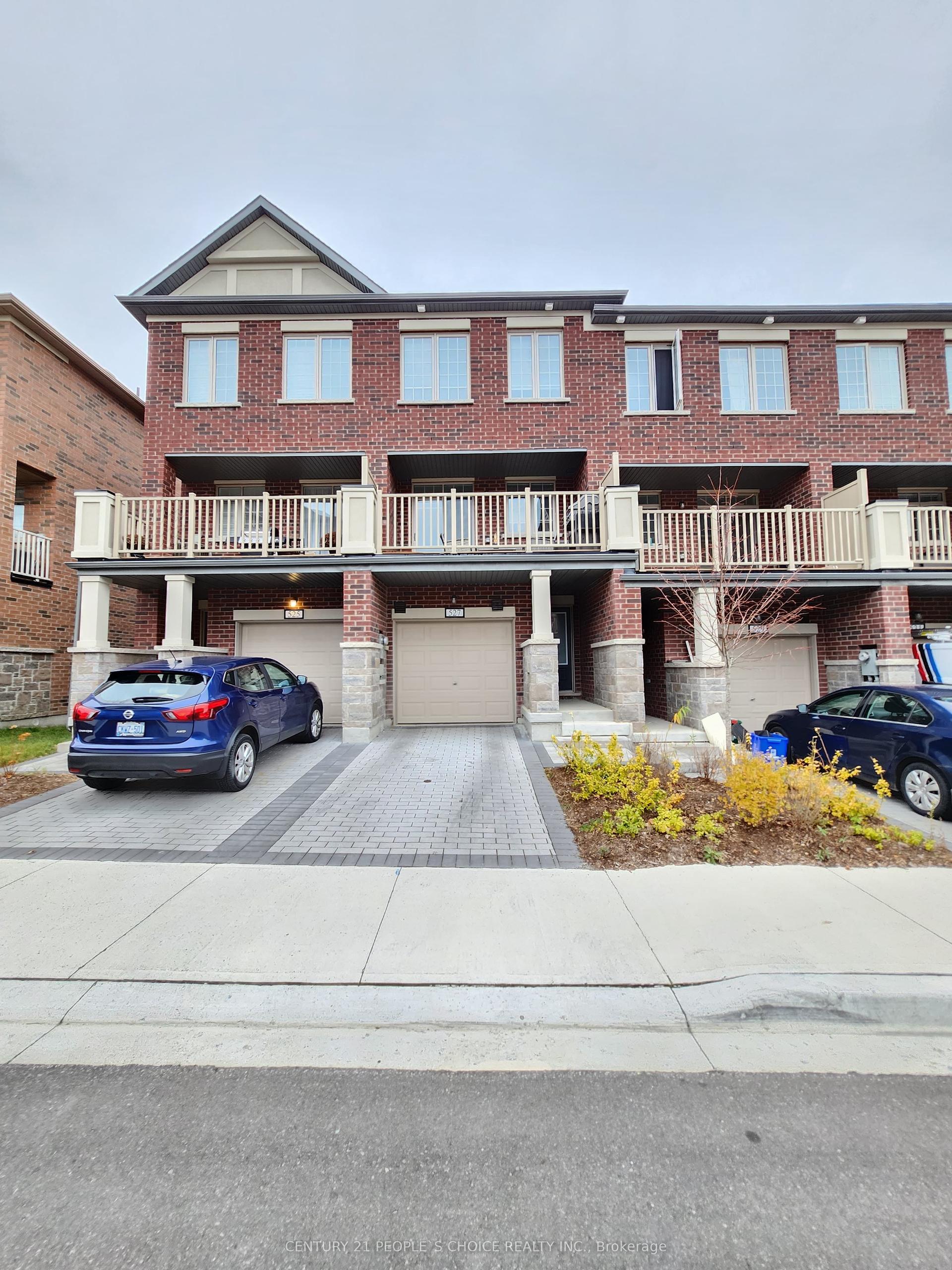 527 Old Harwood Avenue E, Ajax — Townhouse for lease, photo 1