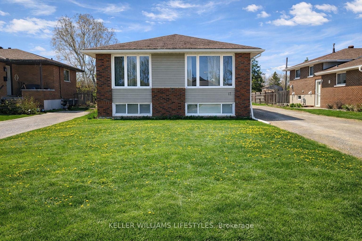 17 Nightingale Drive, North Bay — Detached for sale, photo 1