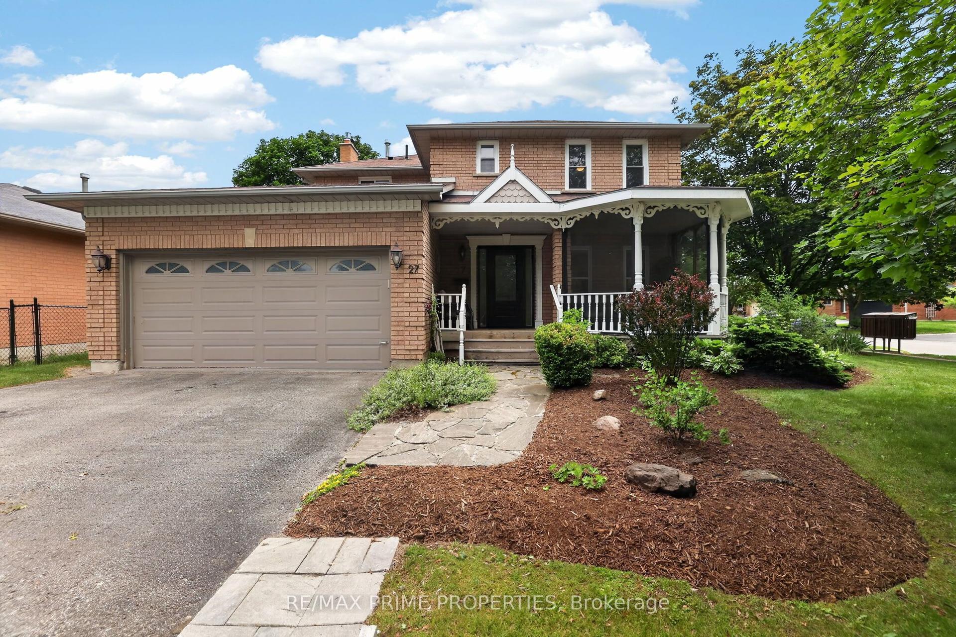27 Testa Road, Uxbridge — Detached for sale, photo 1