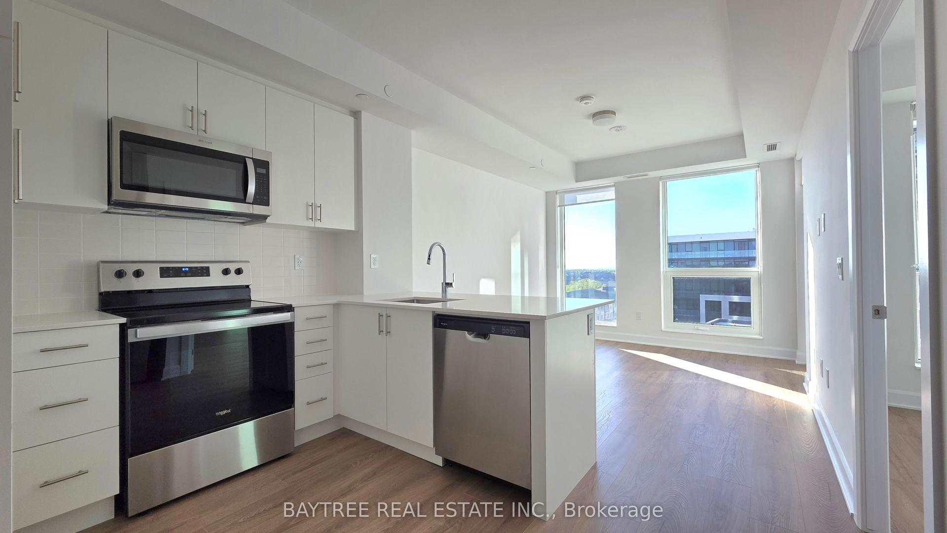 3240 William Coltson Avenue 725 #725 — photo 1