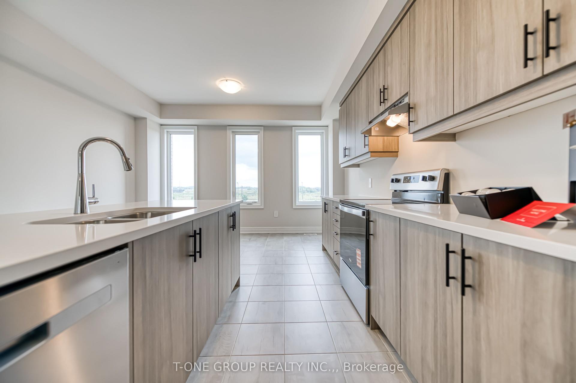 54 Selina Rose Street, Markham — Townhouse for lease, photo 1