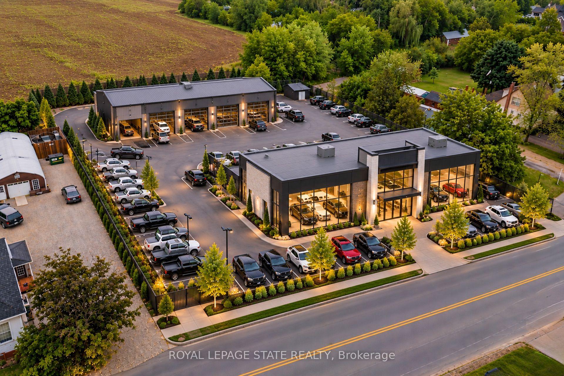 9056 Airport Road, Hamilton — Commercial for sale, photo 1