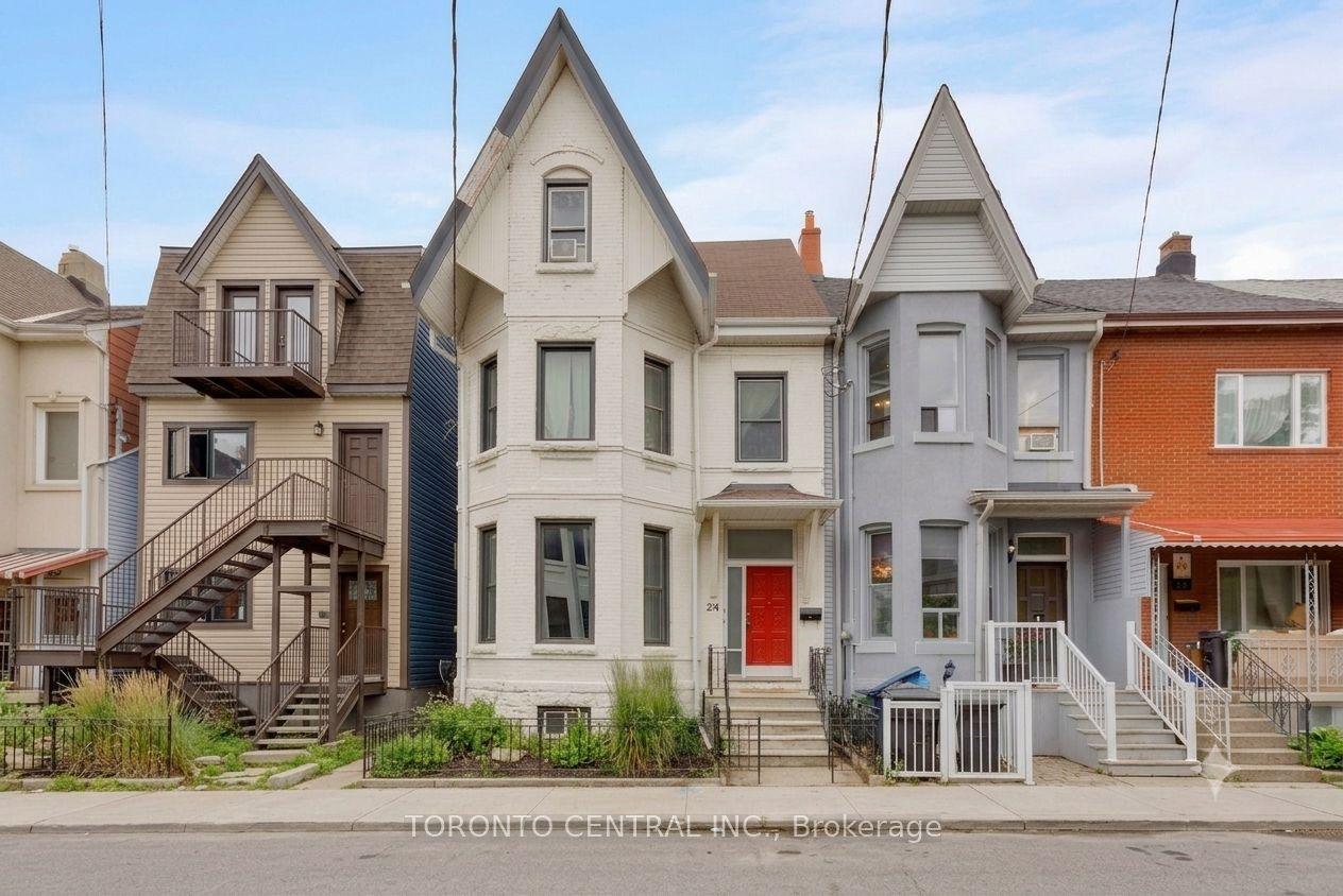 24 Manning Avenue, Toronto — Detached for sale, photo 1