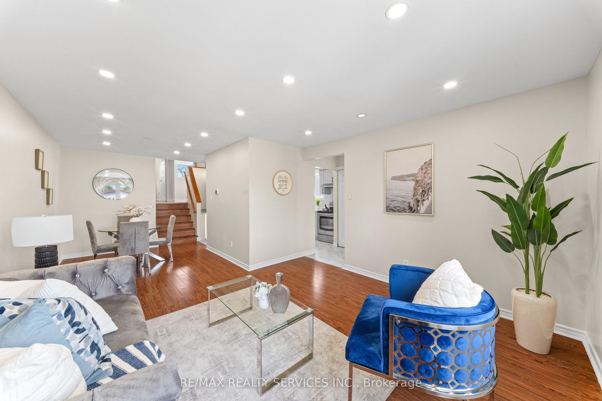 62 Horne Drive — photo 1