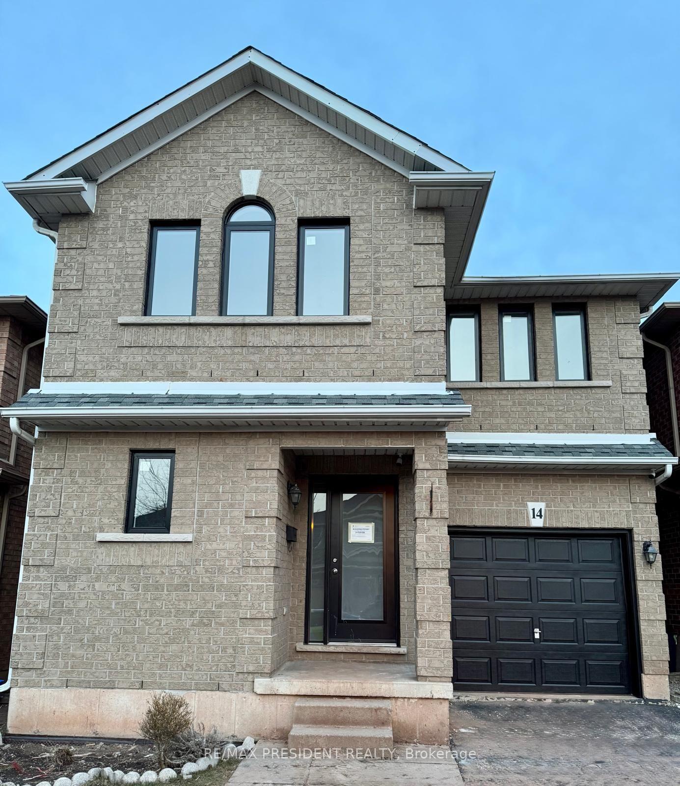 14 Peachwood Crescent, Hamilton — Detached for lease, photo 1