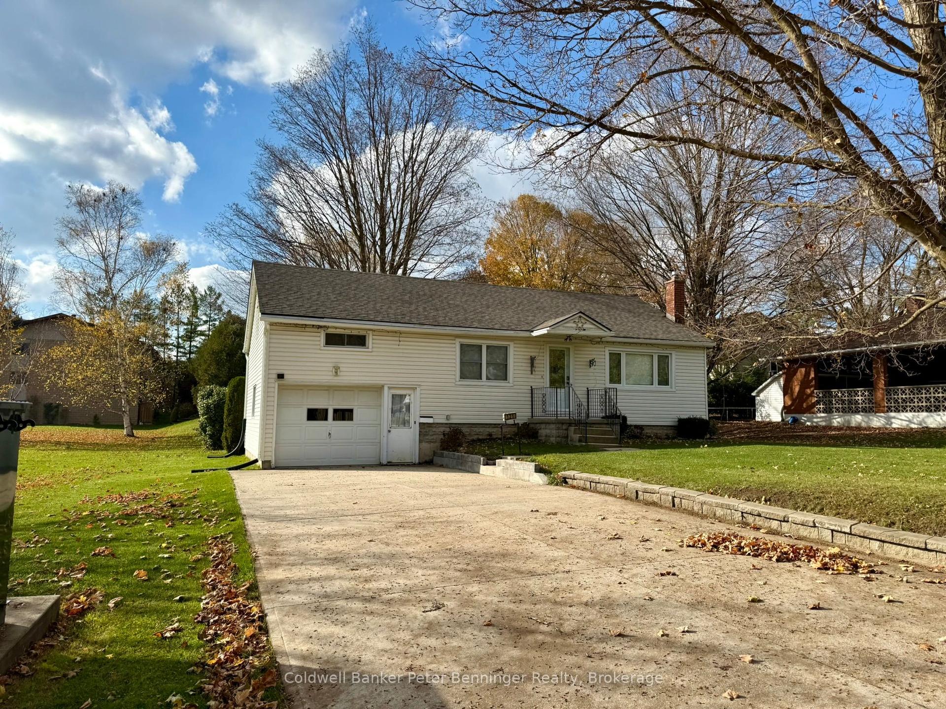 121 Hinks Street — photo 1