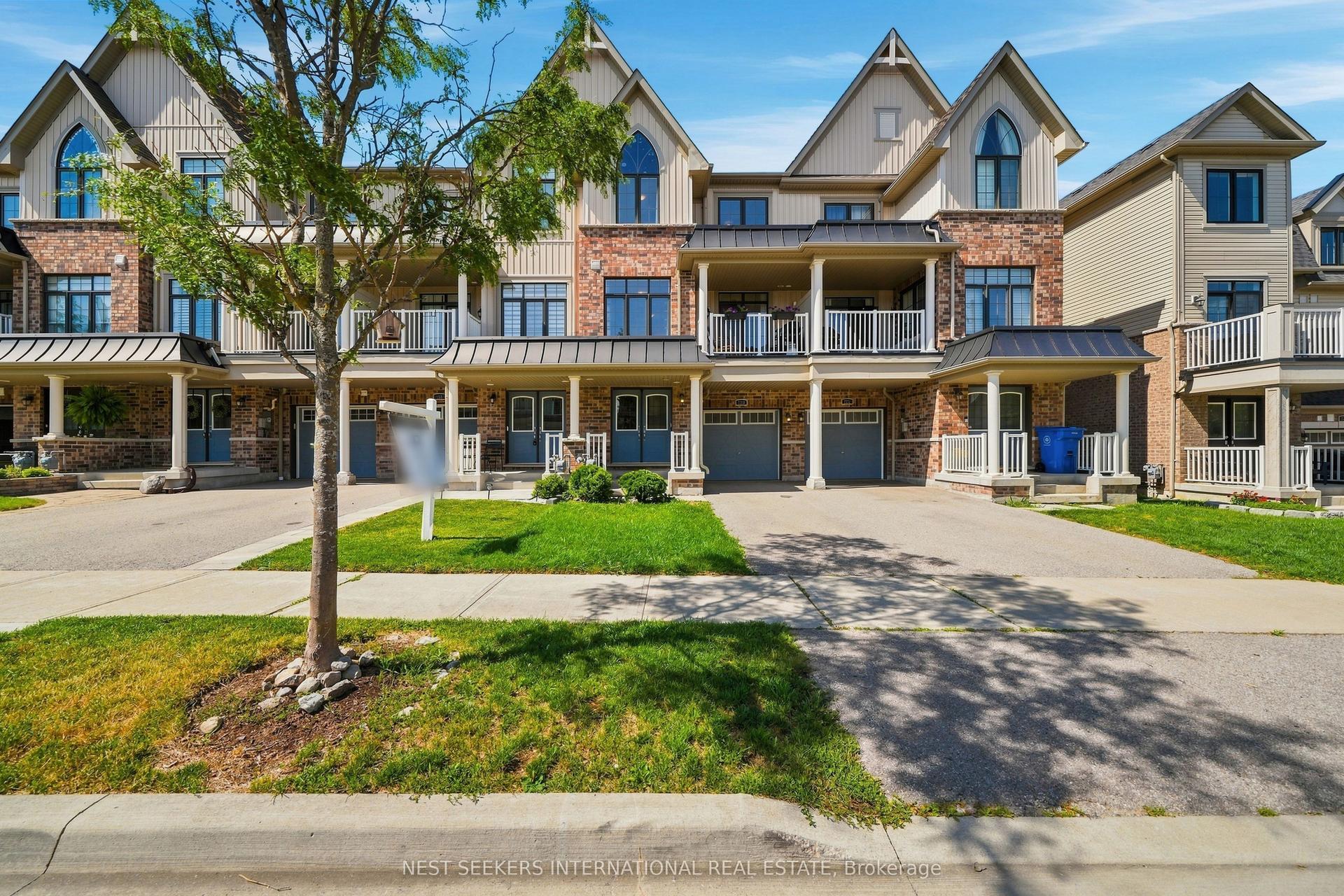 120 Alvin Pegg Drive, East Gwillimbury — Townhouse for lease, photo 1