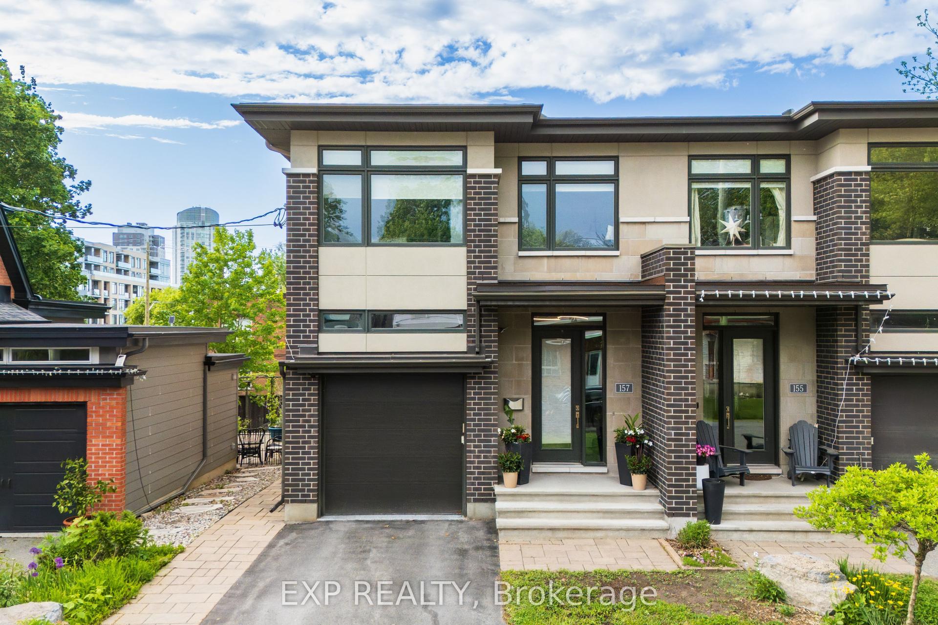 157 Wesley Avenue — photo 1