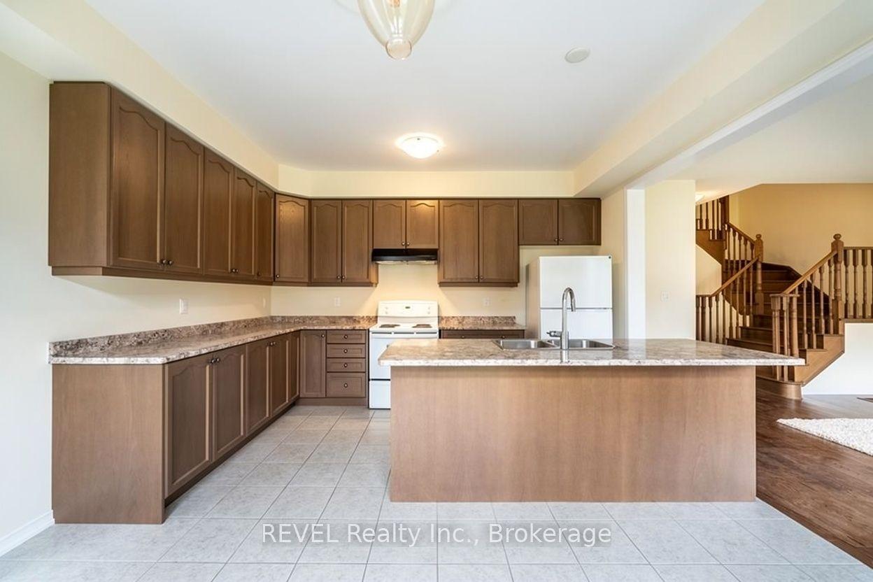 9 Beatty Avenue, Thorold — Detached for lease, photo 1