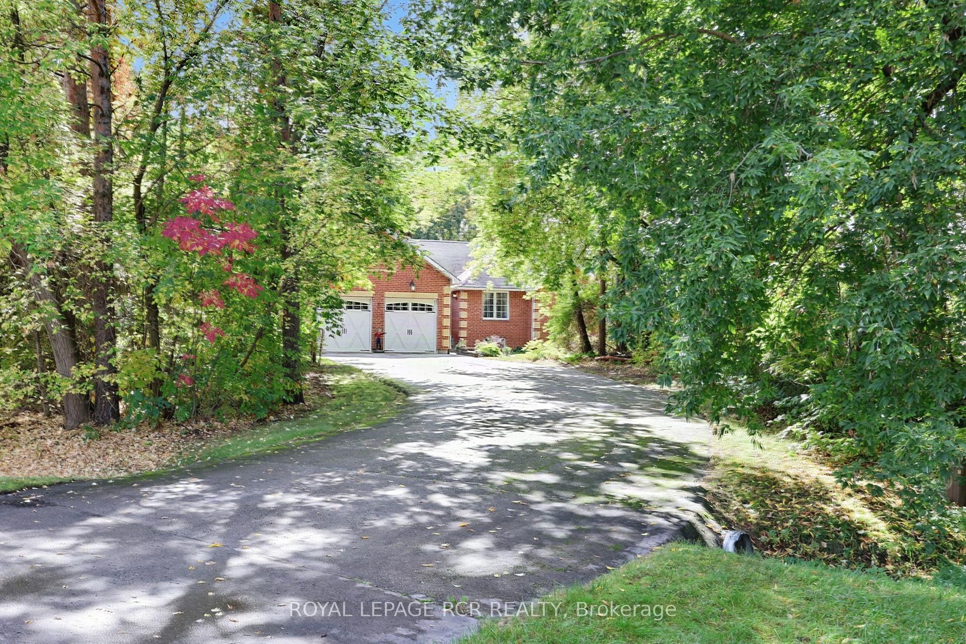 11 Fisher Drive, Adjala-Tosorontio — Detached for sale, photo 1