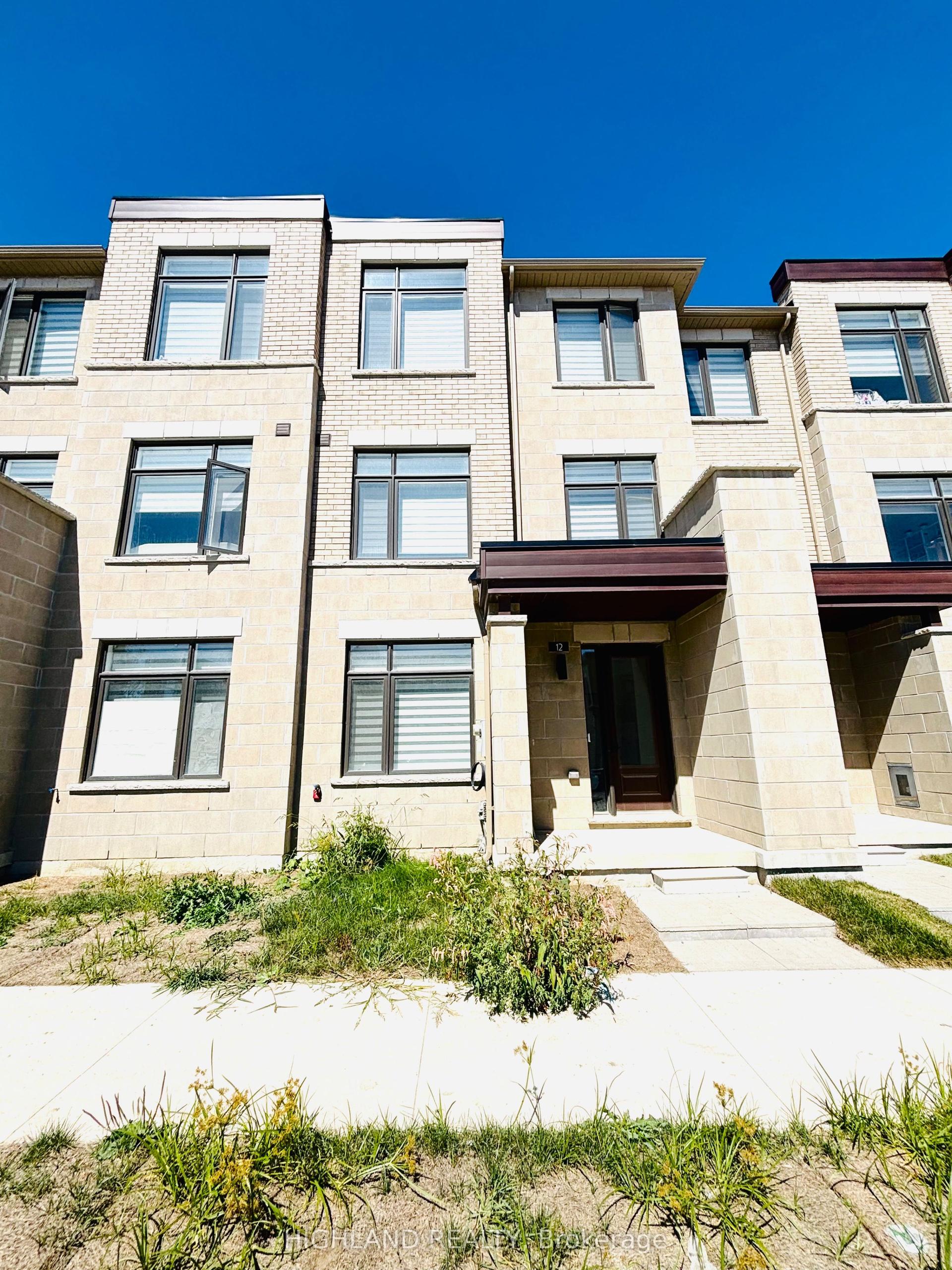 12 Robert Eaton Avenue — photo 1