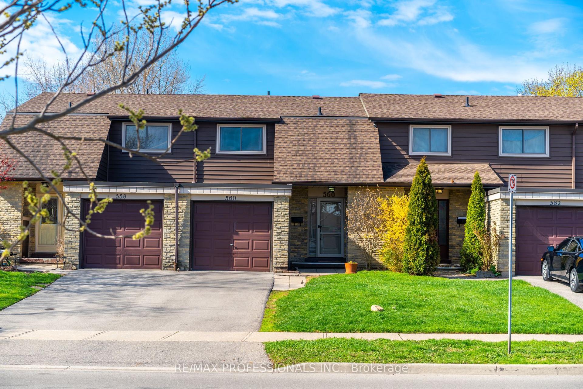 560 Pinedale Avenue — photo 1