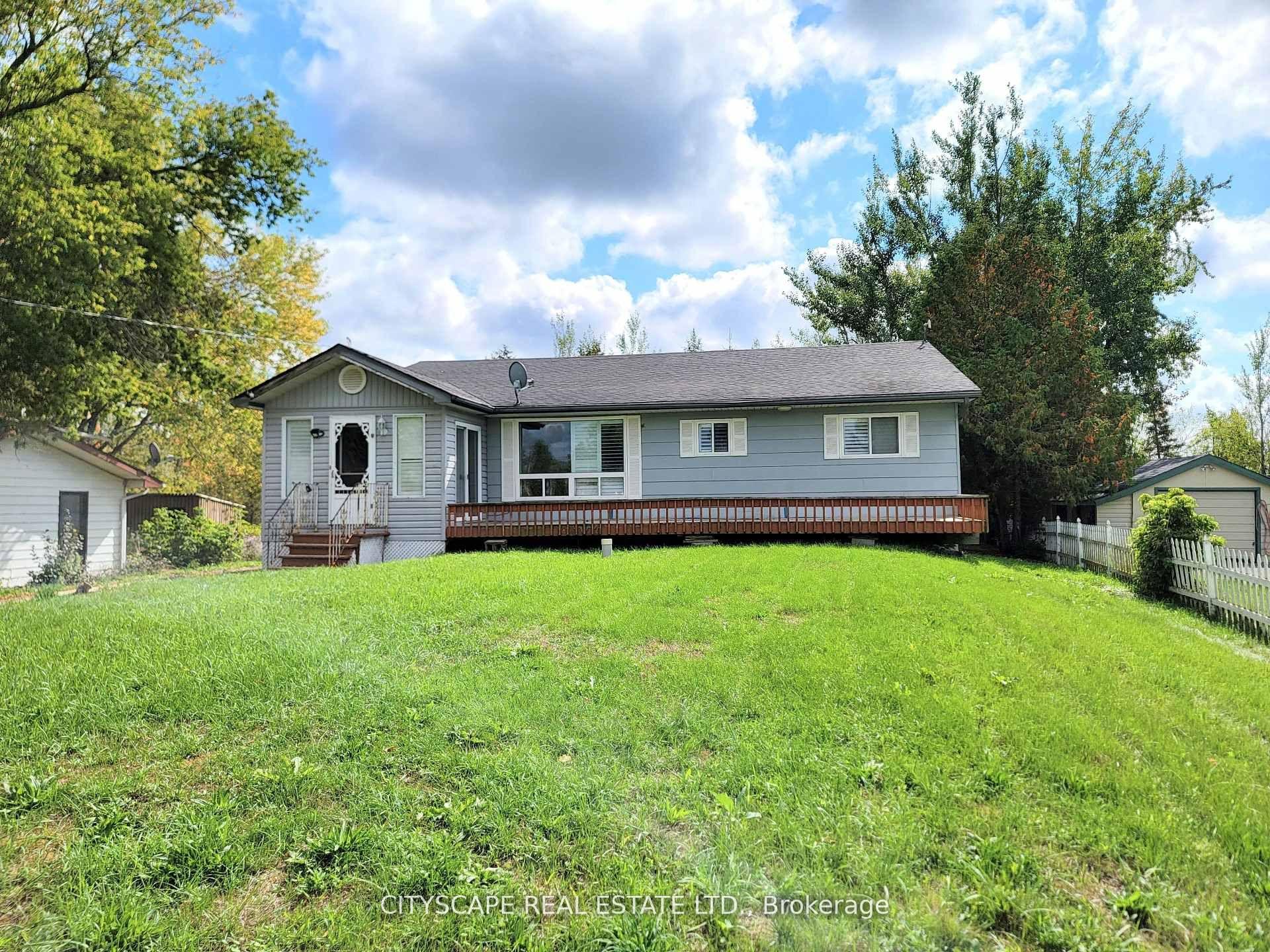 34 Robinson Avenue — photo 1